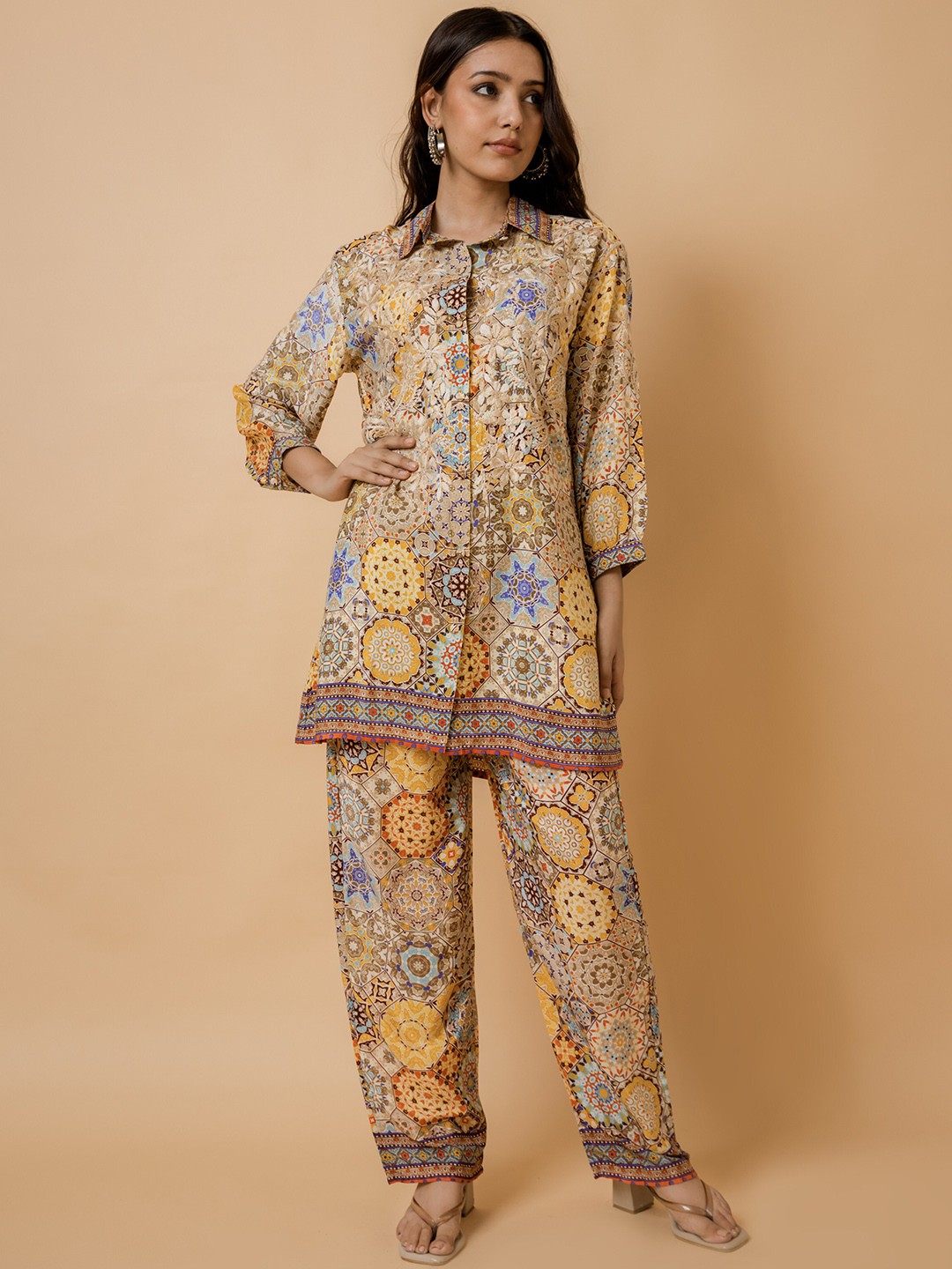 

HOUSE OF KARI Women Orange Printed Regular Pure Silk Kurta with Palazzos