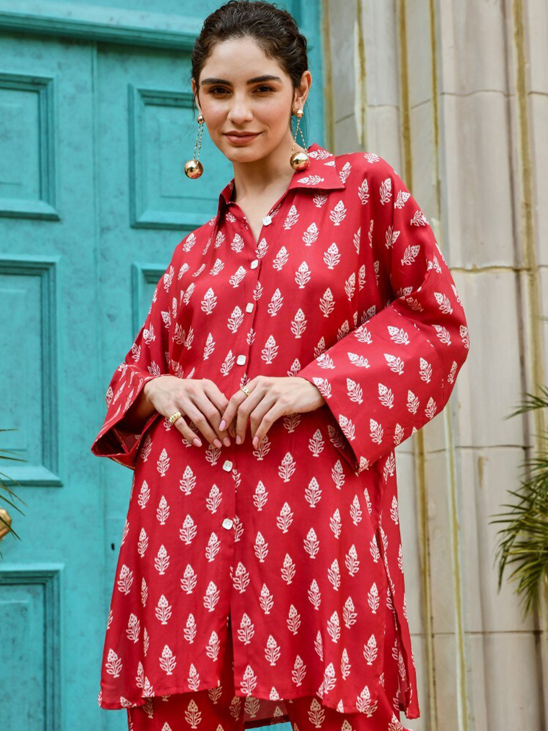 

KARAJ JAIPUR Printed Long Sleeves Shirt With Trouser, Red