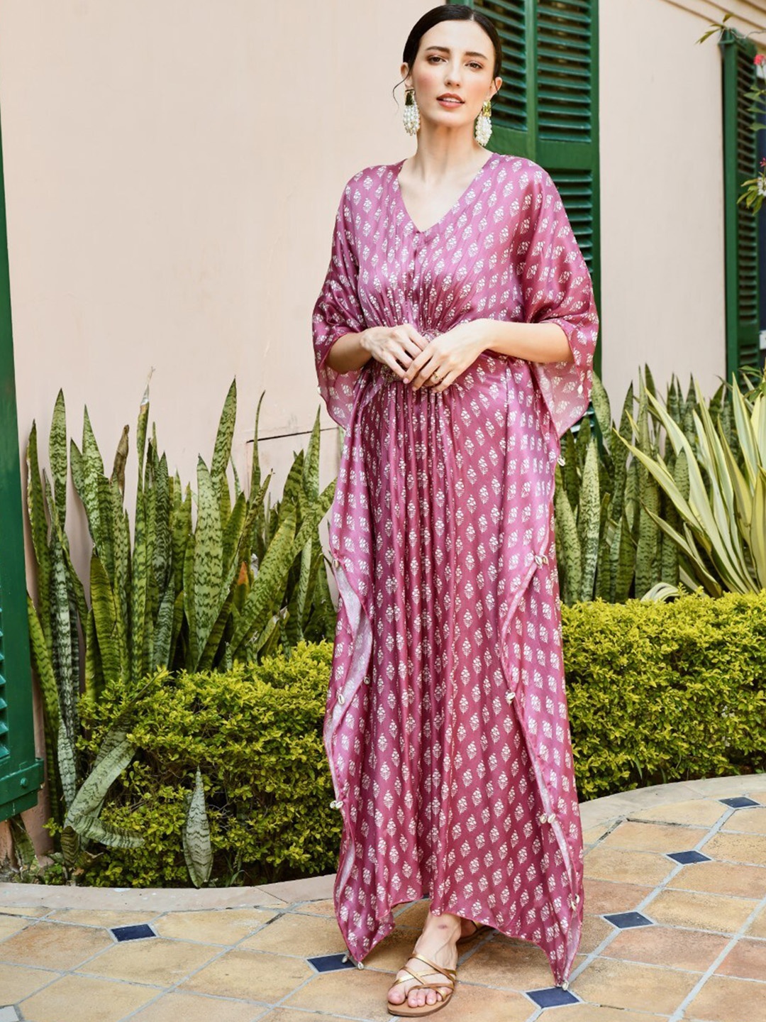 

KARAJ JAIPUR Ethnic Motifs Printed Sequined Silk Kaftan Ethnic Dresses, Pink