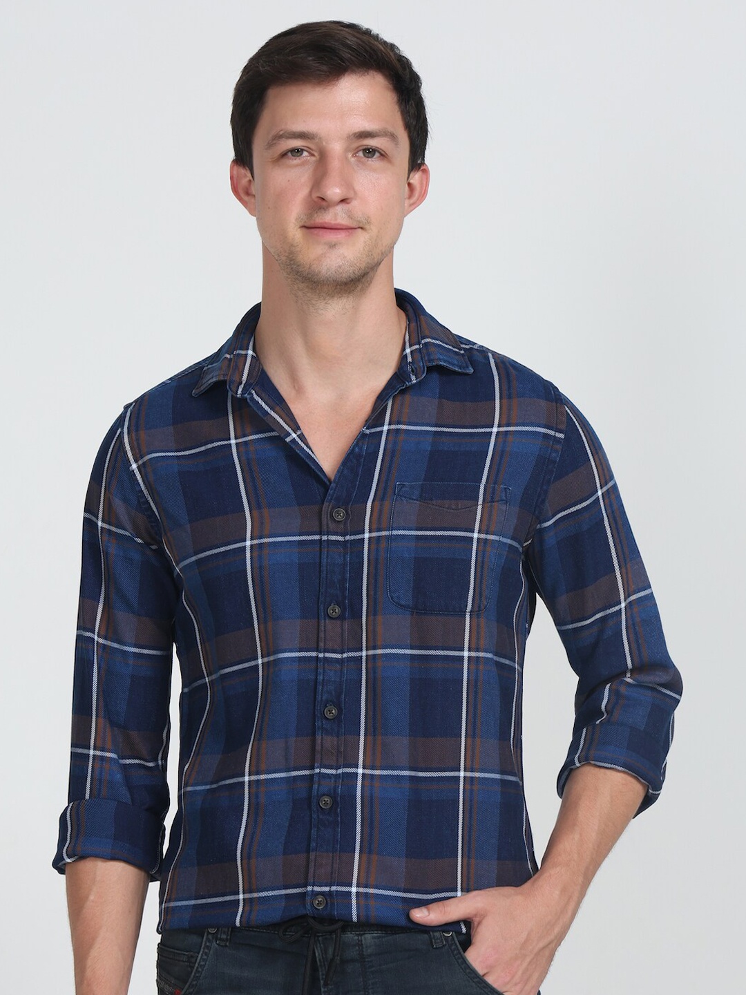 

POE Smart Slim Fit Checked Pure Cotton Casual Shirt, Navy blue