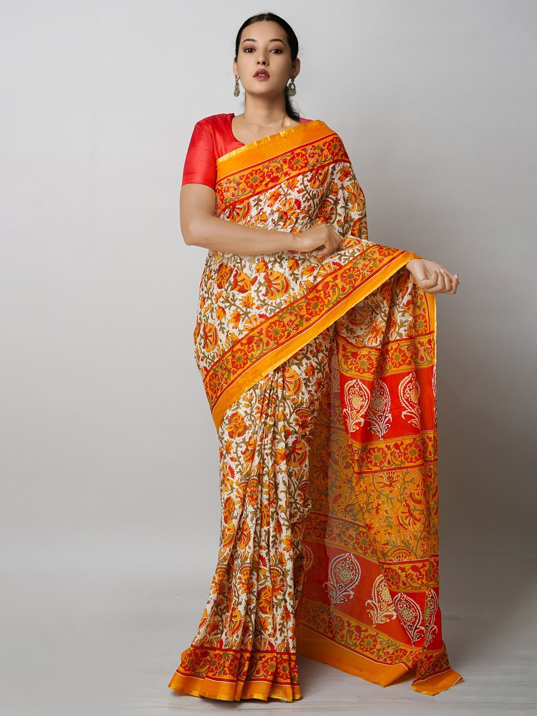 

Unnati Silks Ajrakh Printed Pure Cotton Handloom Block Print Saree, Cream