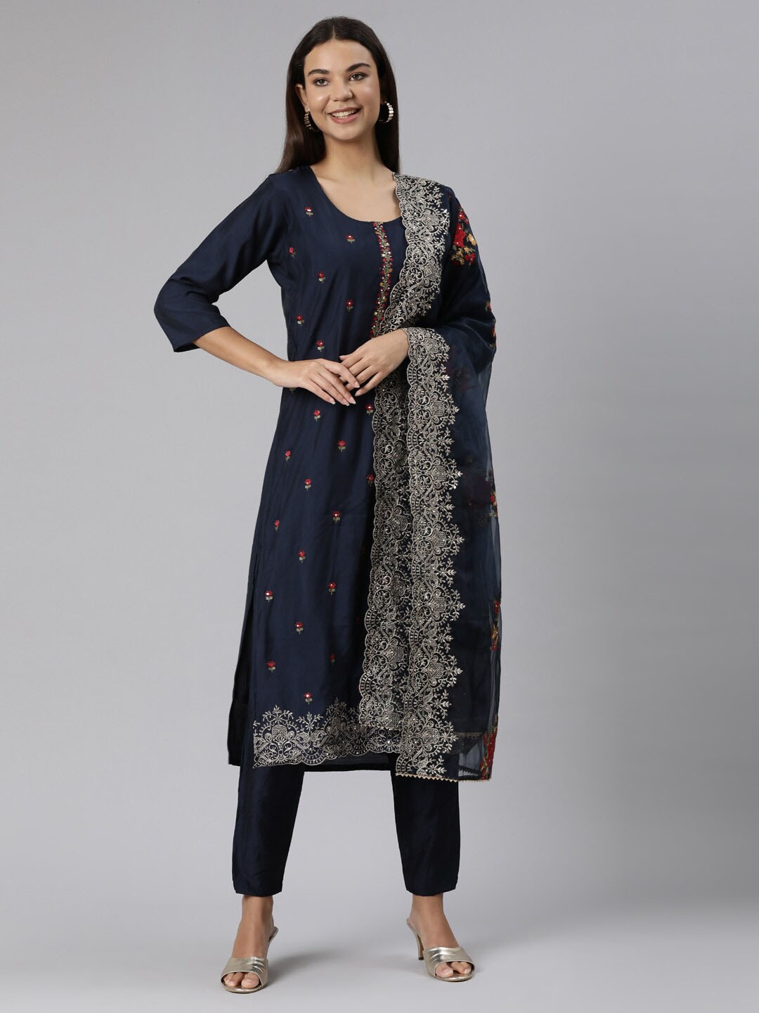 

Neerus Floral Embroidered Thread Work Kurta & Trousers With Dupatta, Navy blue