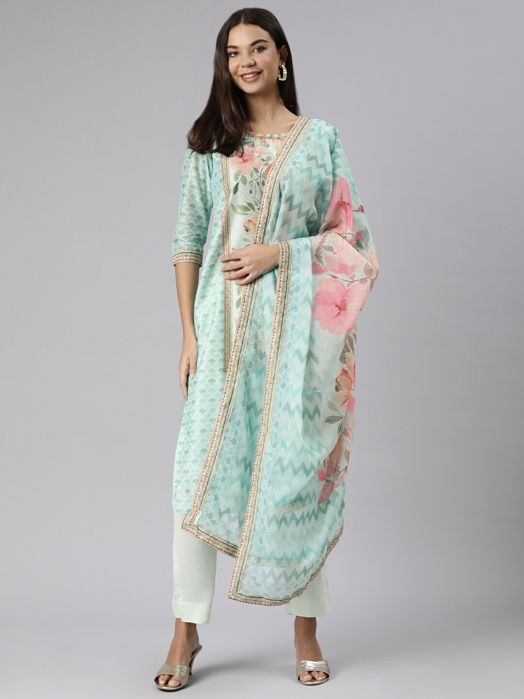 

Neerus Floral Printed Straight Kurta & Trousers With Dupatta, Sea green