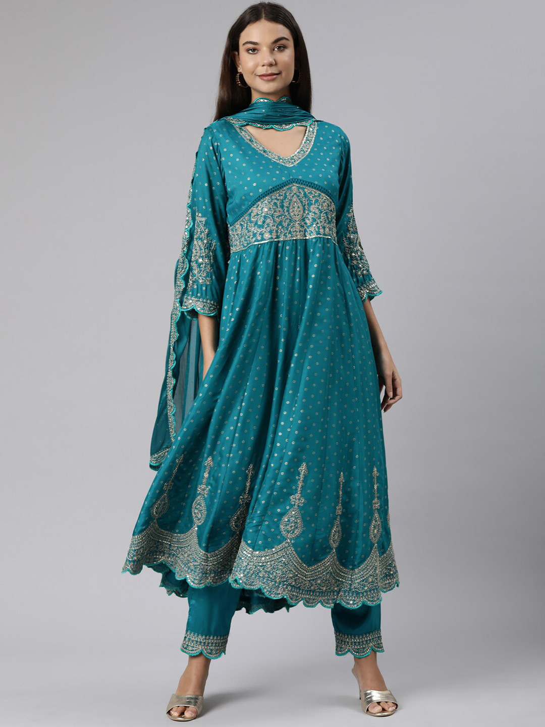 

Neerus Floral Printed Thread Work Anarkali Kurta with Trousers & Dupatta, Green