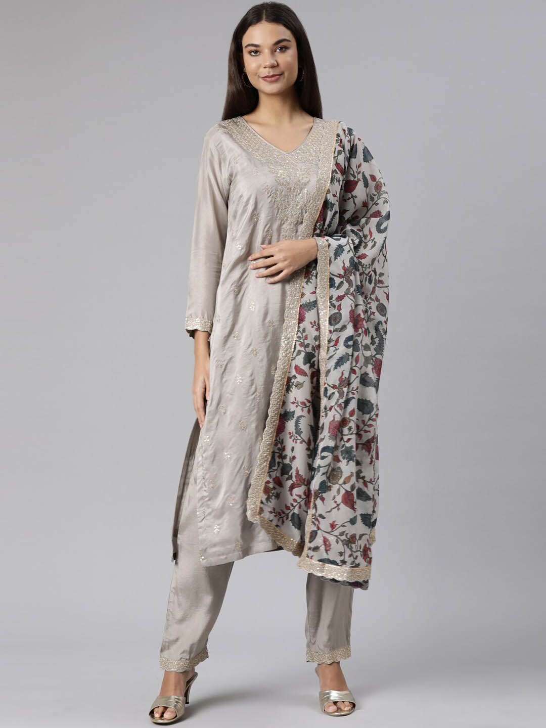 

Neerus Floral Embroidered Aari Work Kurta With Trousers & Dupatta, Grey