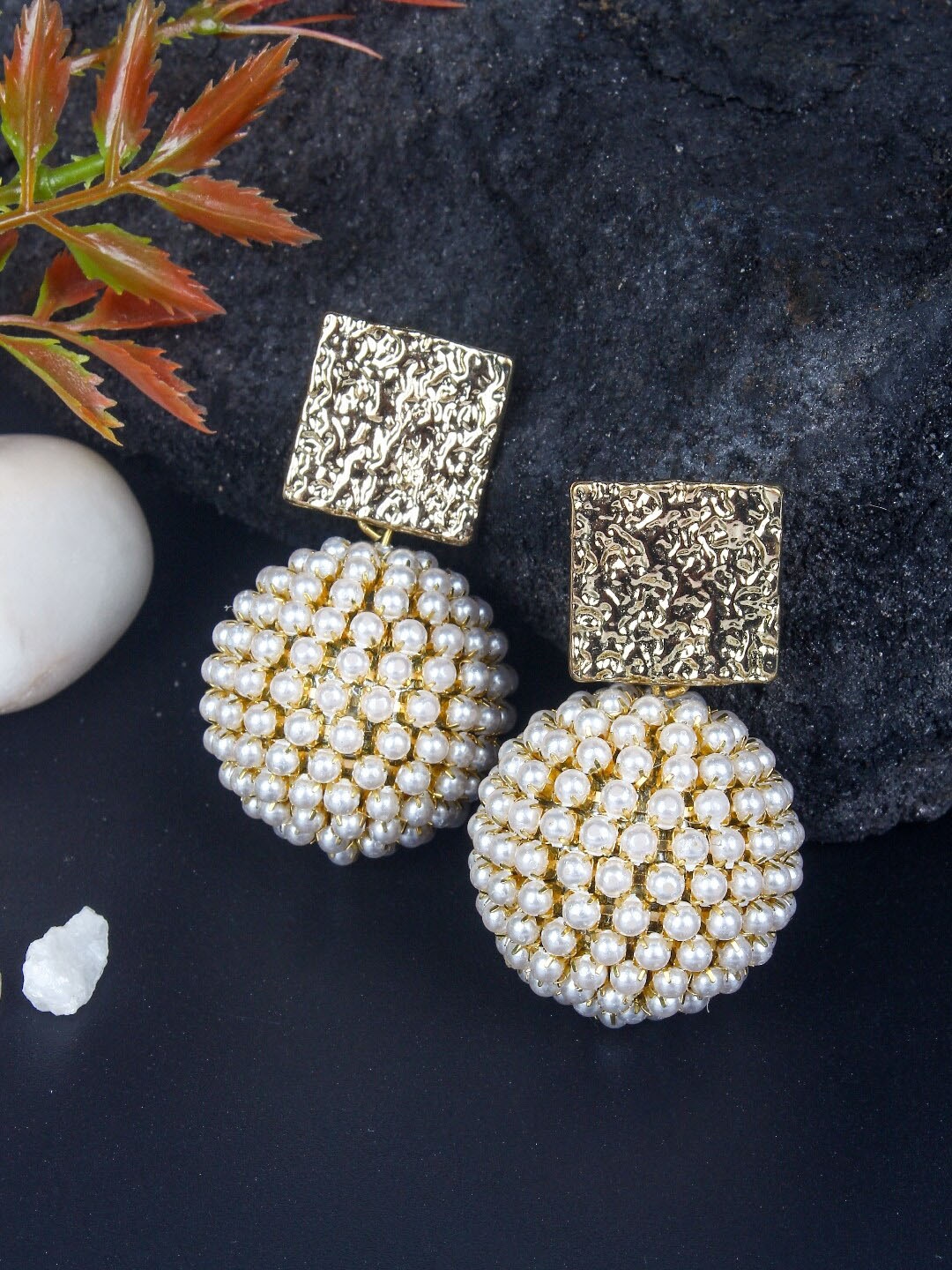 

Stylecast X KPOP Gold-Plated Contemporary Drop Earrings
