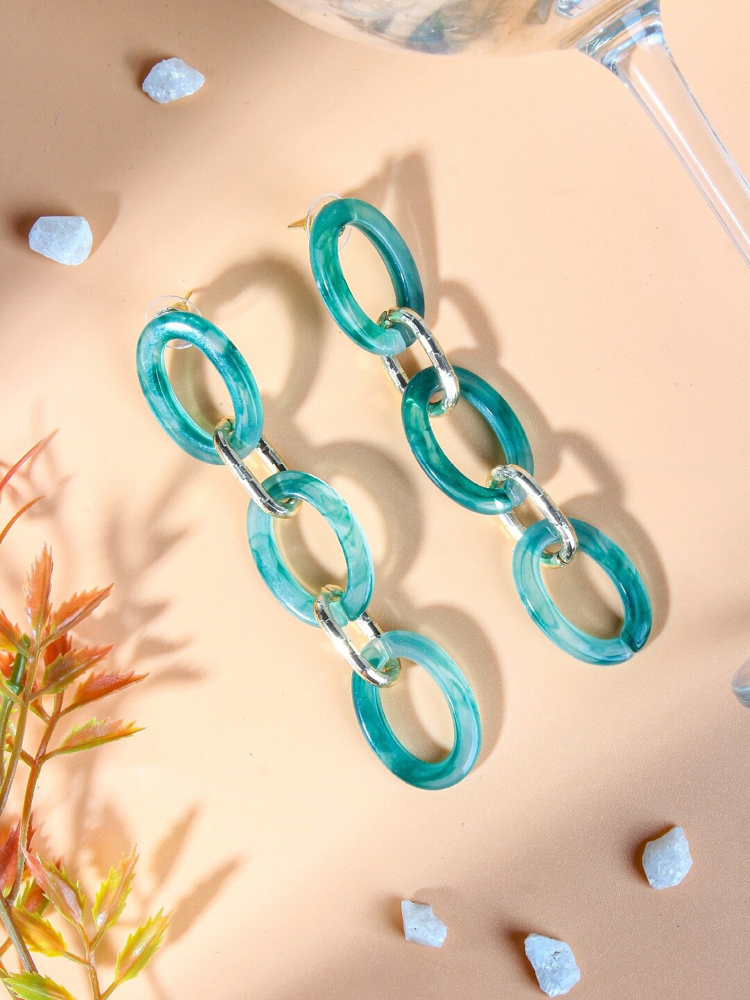 

Stylecast X KPOP Gold-Plated Contemporary Drop Earrings