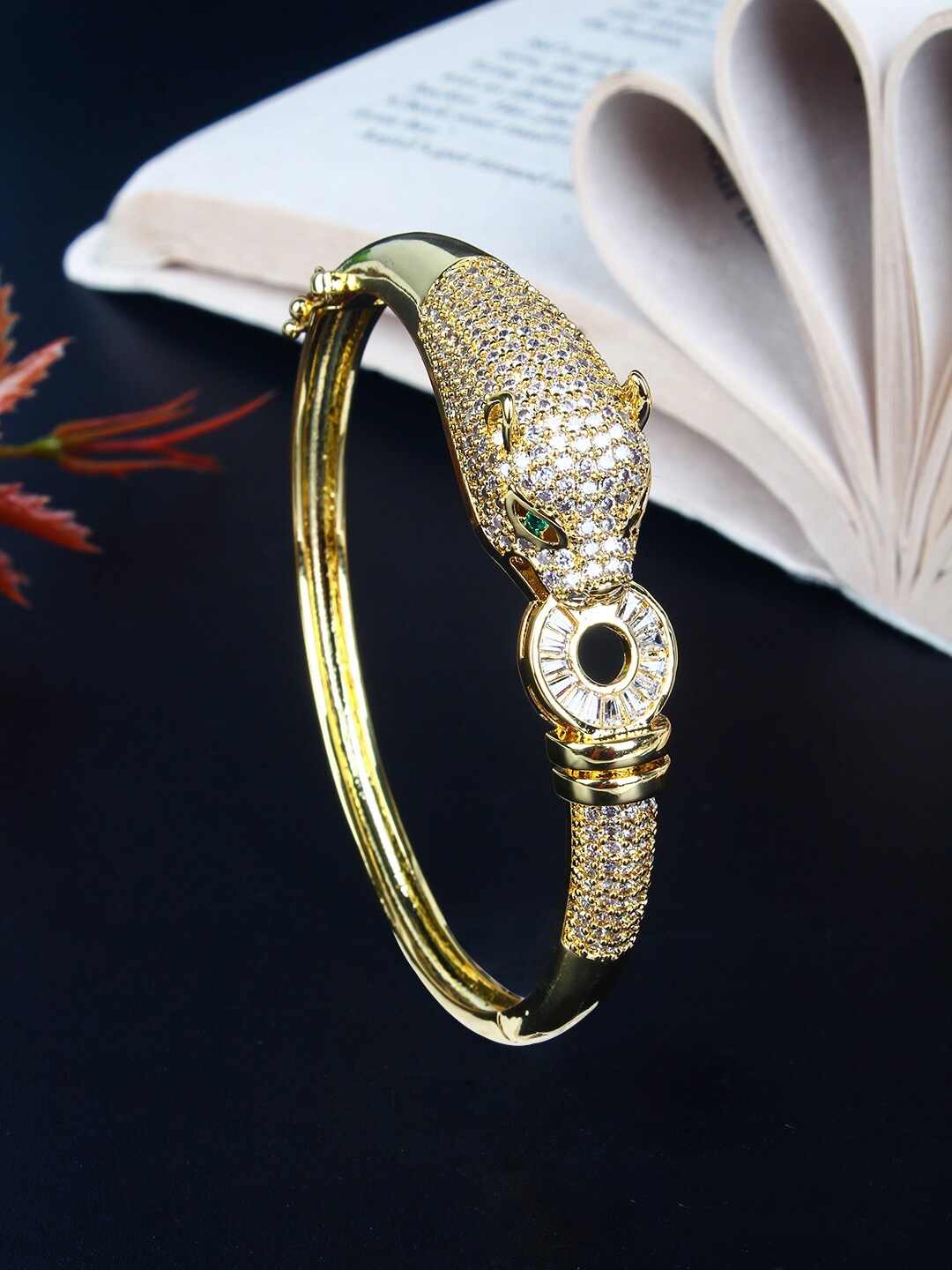 

Stylecast X KPOP Gold-Toned Gold-Plated Bangle-Style Bracelet