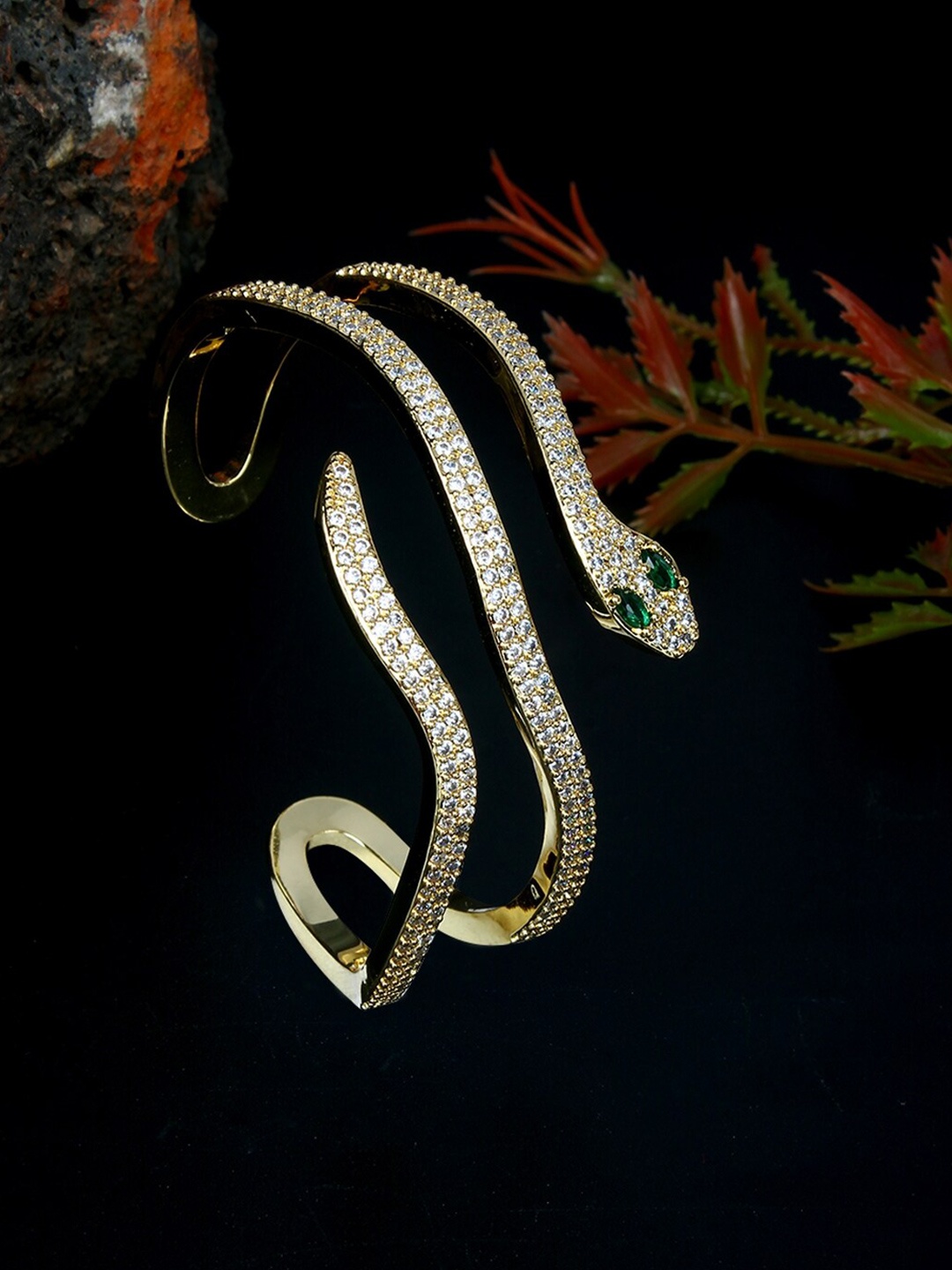 

Stylecast X KPOP Transparent Gold Plated Cubic Zirconia Bangle-Style Bracelet