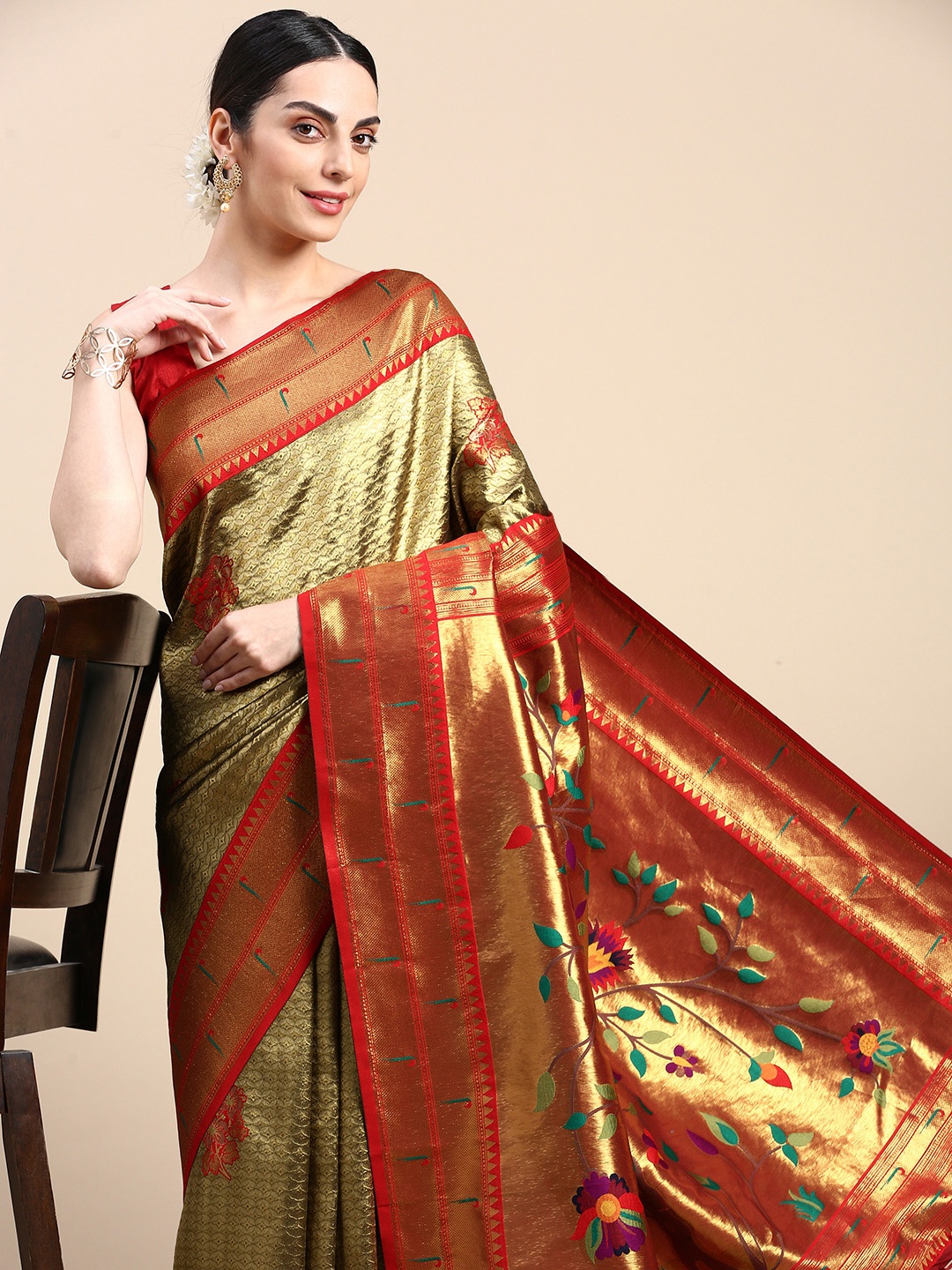 

Mitera Ethnic Motifs Zari Kanjeevaram Saree, Gold