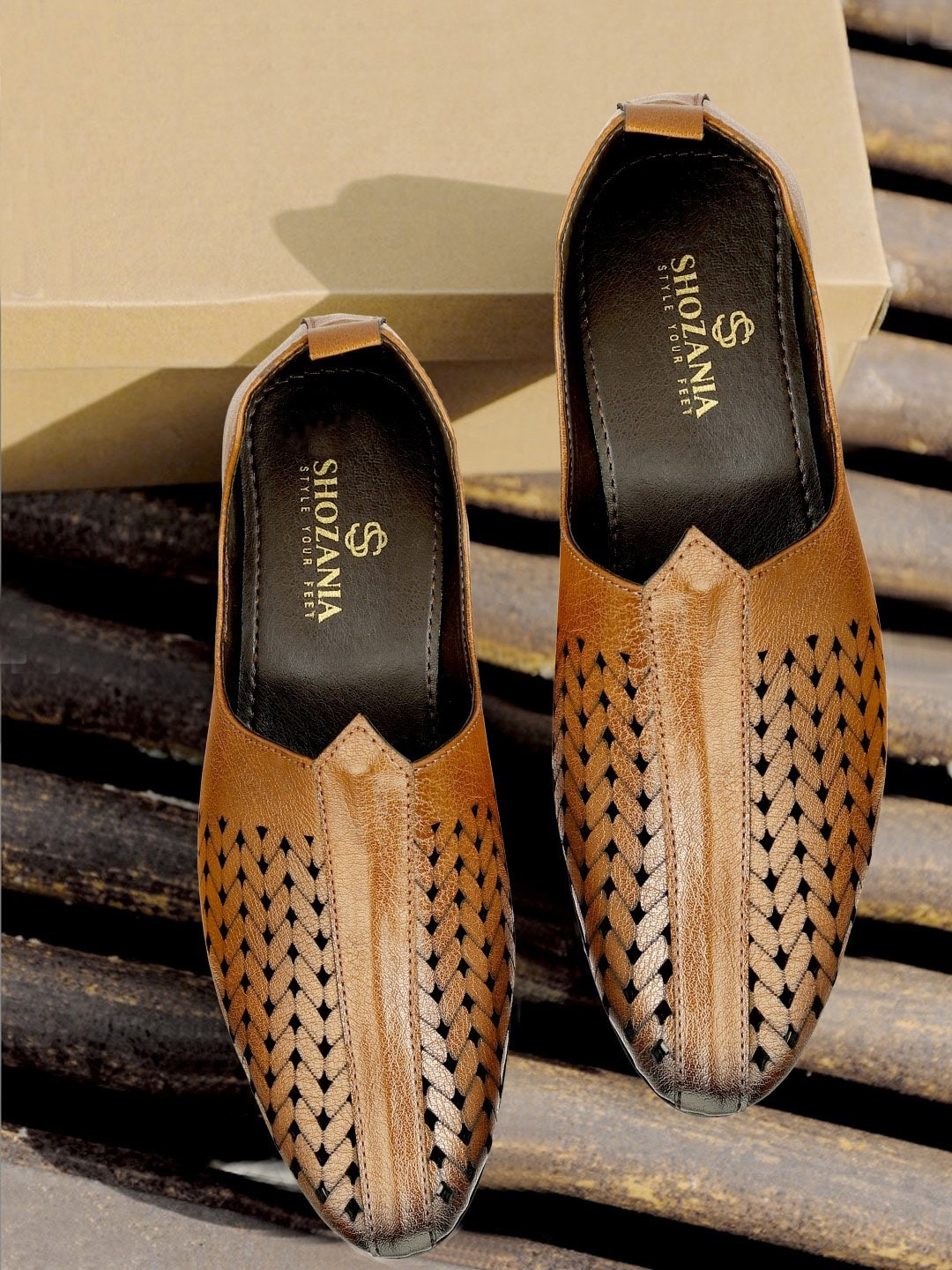 

SHOZANIA Men Textured Leather Lightweight Laser Cuts Mojaris, Tan