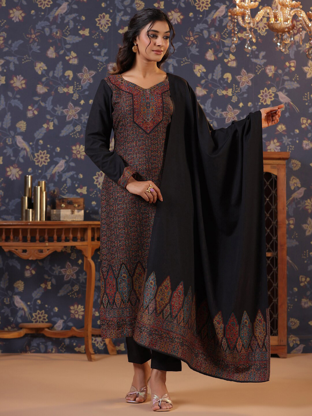

House of Pataudi Black Floral Woven Design Pashmina Unstitched Dress Material