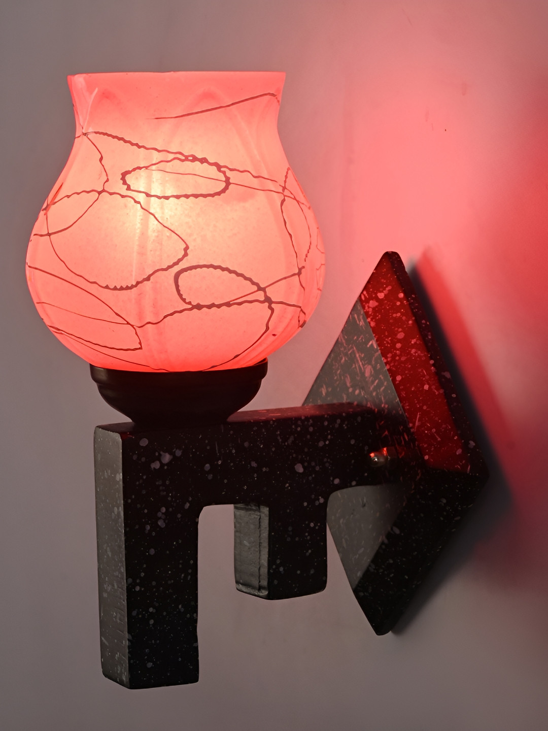 

Afast Pink & Black Printed Abstract Shaped Glass Wall Lamp