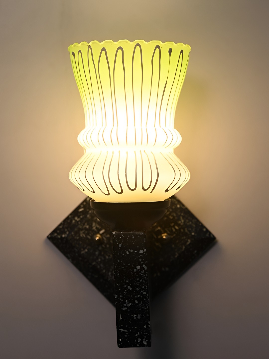 

Afast Yellow & Grey Printed Abstract Shaped Glass Wall Lamp