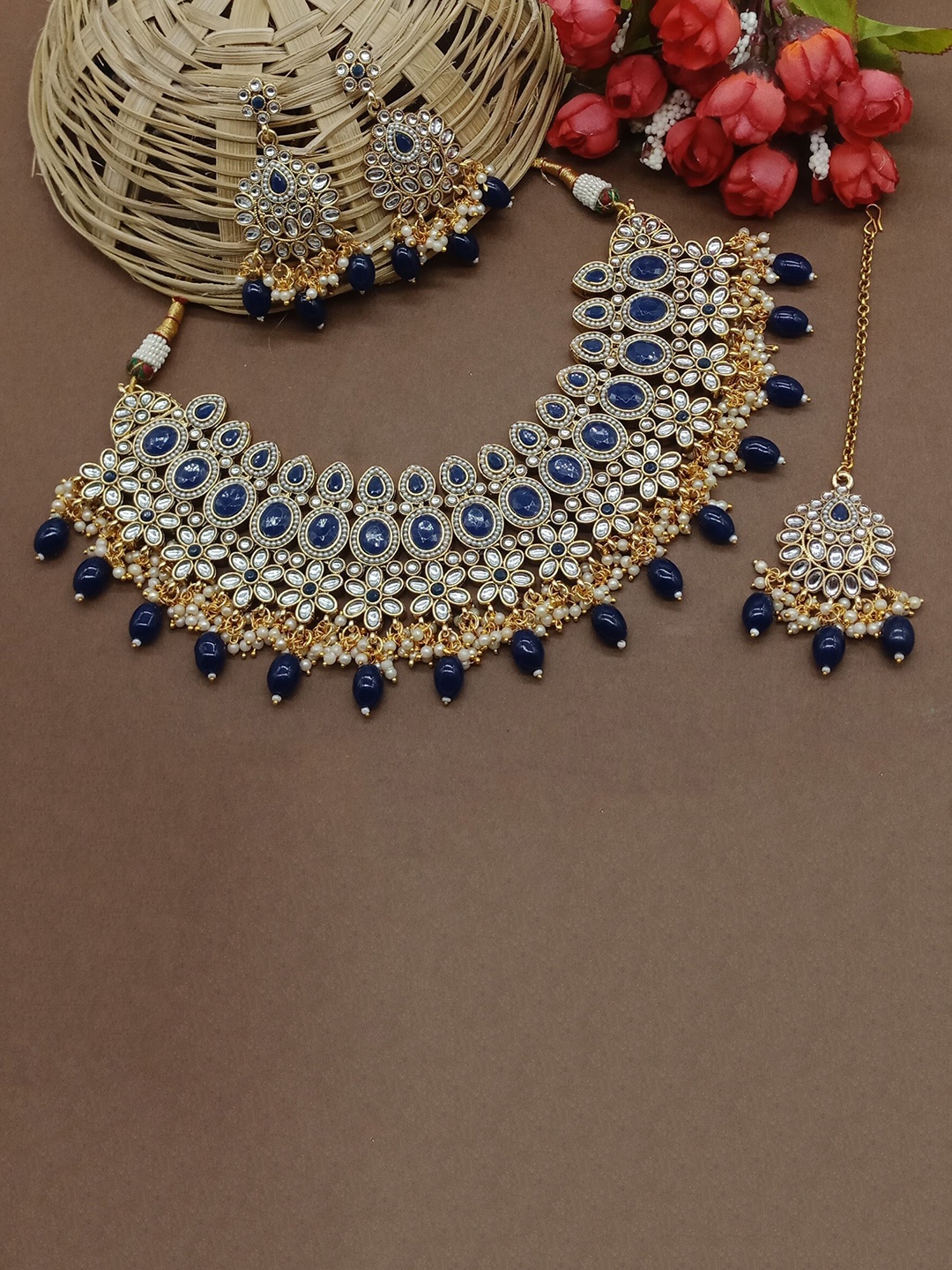 

AASHISH IMITATION Gold Plated & Kundan Beaded Studded Jewellery Set