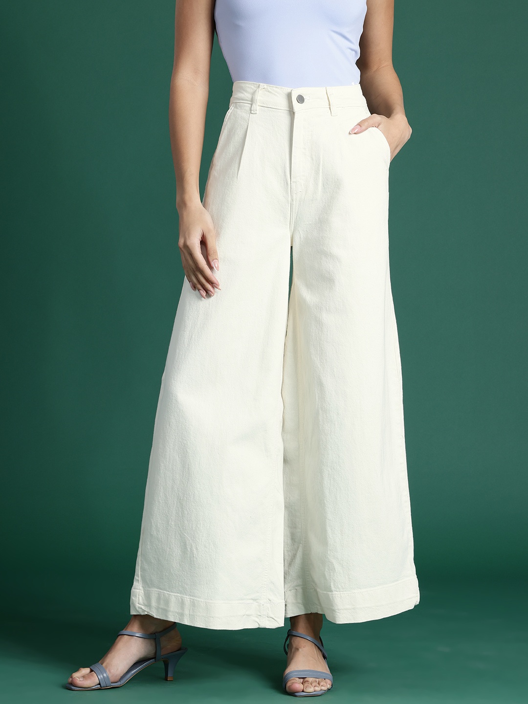 

DressBerry Women Wide Leg Stretchable Jeans, White