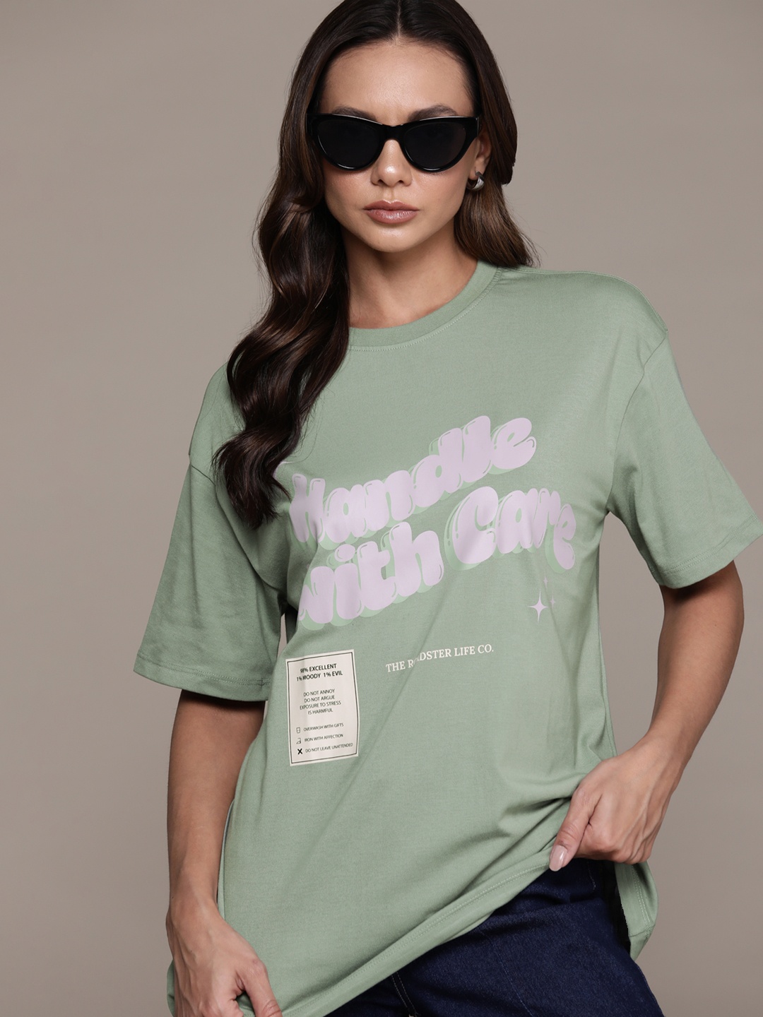 

The Roadster Lifestyle Co. Printed Drop-Shoulder Sleeves Oversized T-shirt, Green