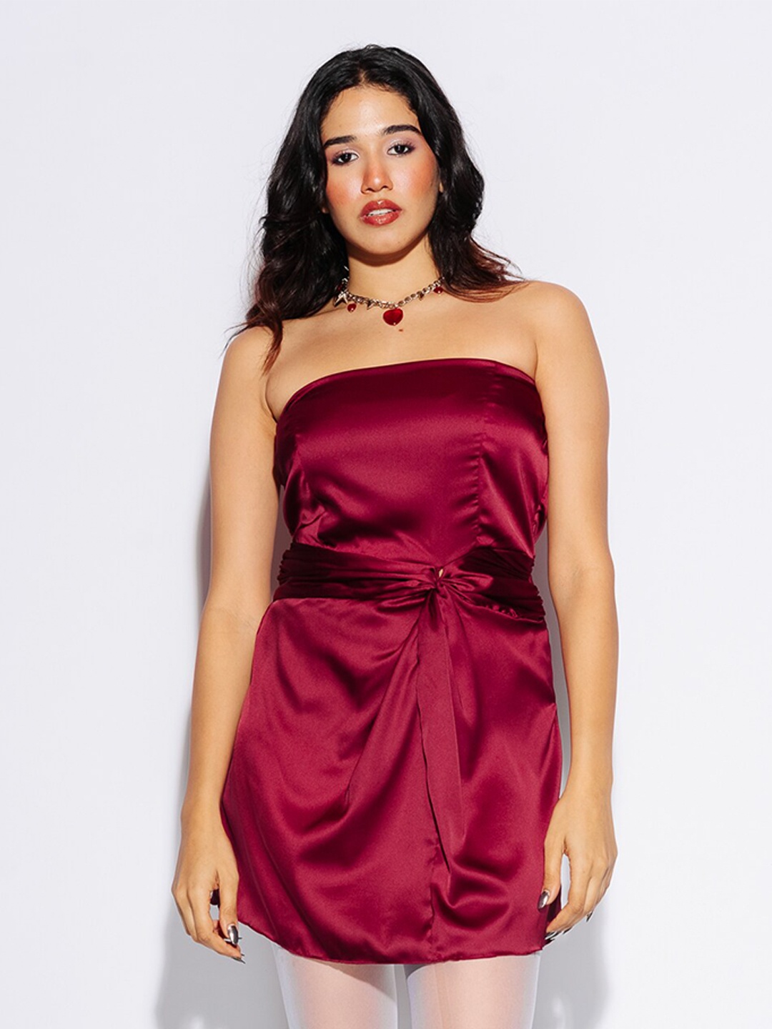

FREAKINS Red Strapless Sleeveless Knot Satin Sheath Dress