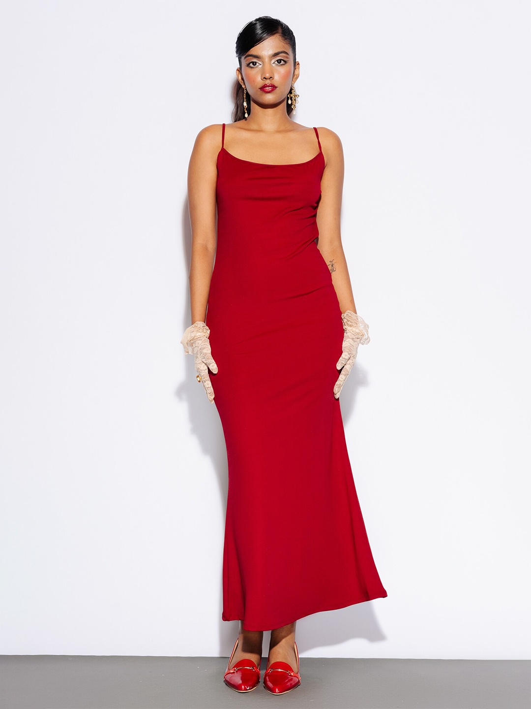 

FREAKINS Red Sleeveless Slit Backless Maxi Dress