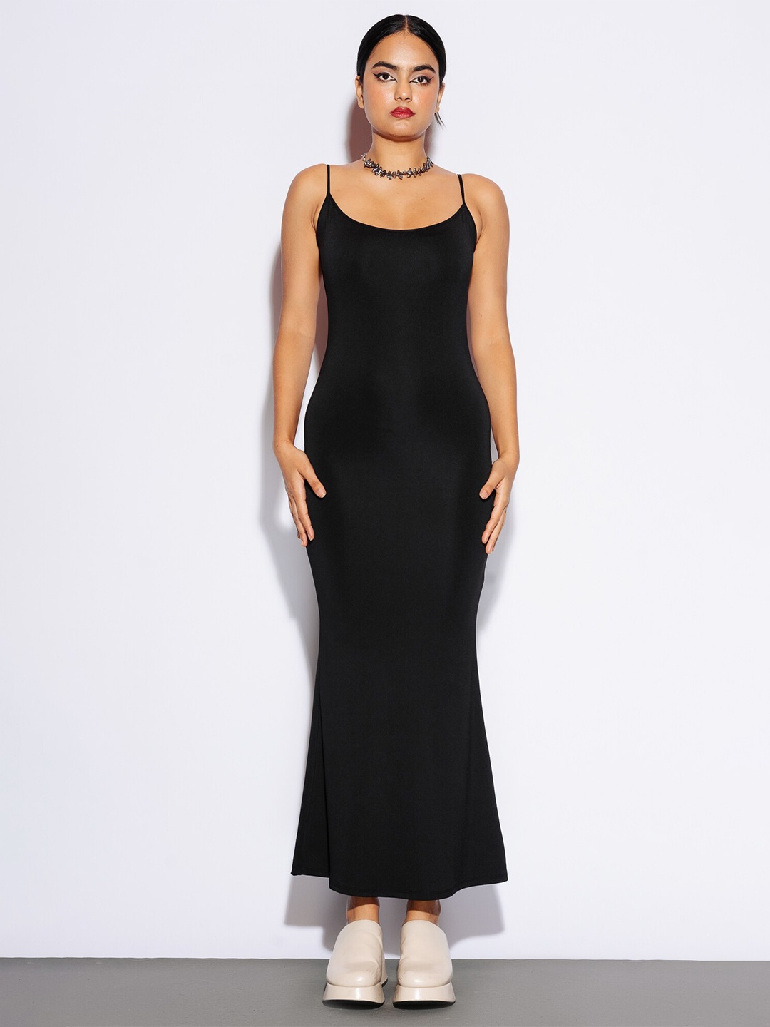 FREAKINS Black Sleeveless Slit Backless Maxi Dress