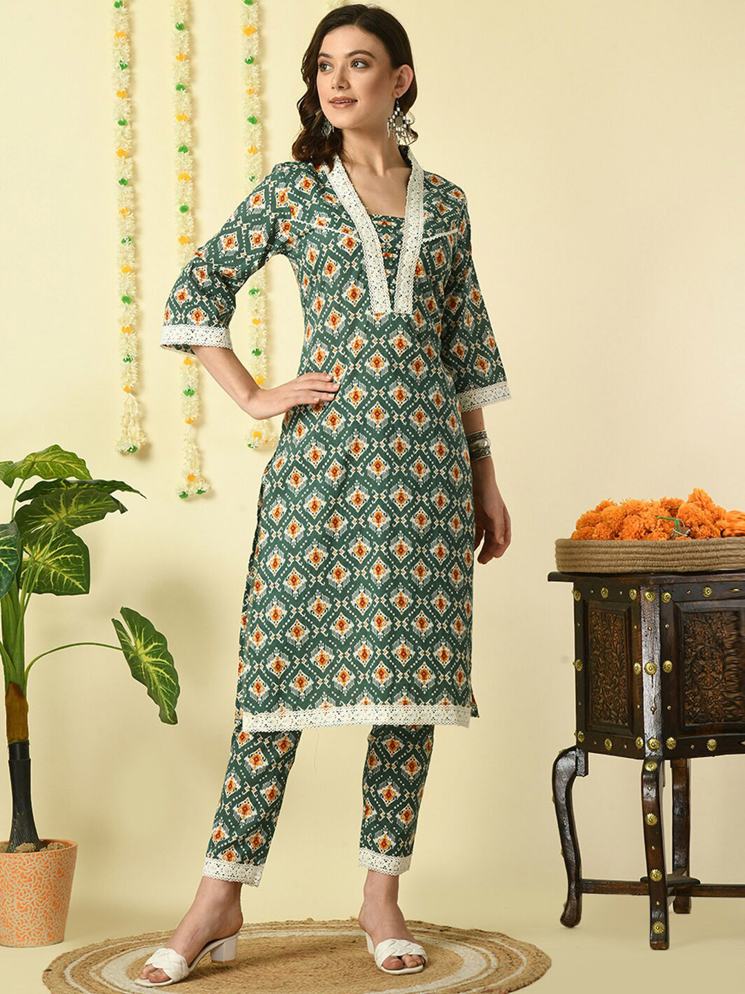 

KALINI Ethnic Motifs Printed Pure Cotton Straight Kurta & Trouser With Dupatta, Green