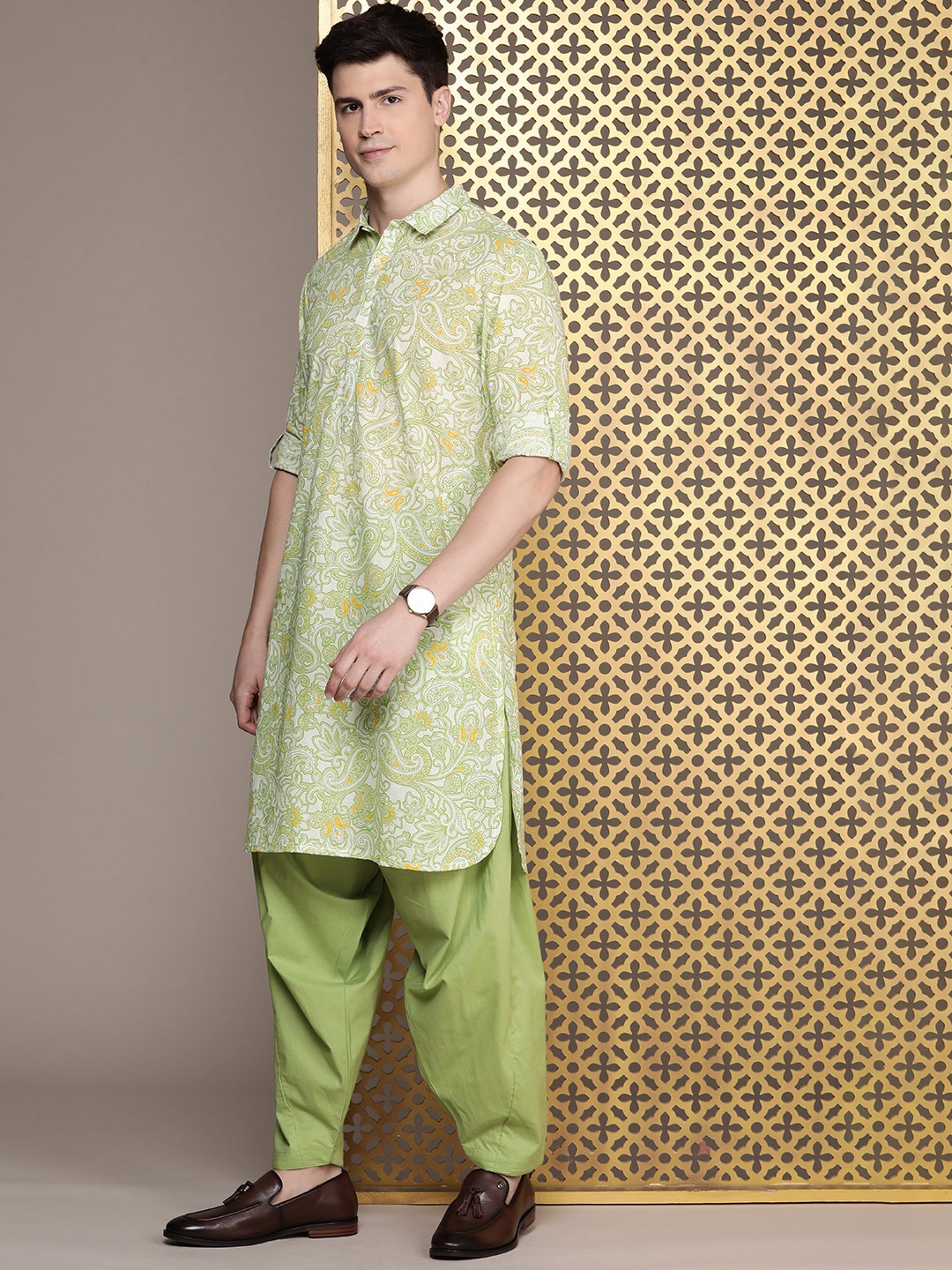 

House of Pataudi Men Jashn Ethnic Motifs Printed Pathani Pure Cotton Kurta With Salwar, Green