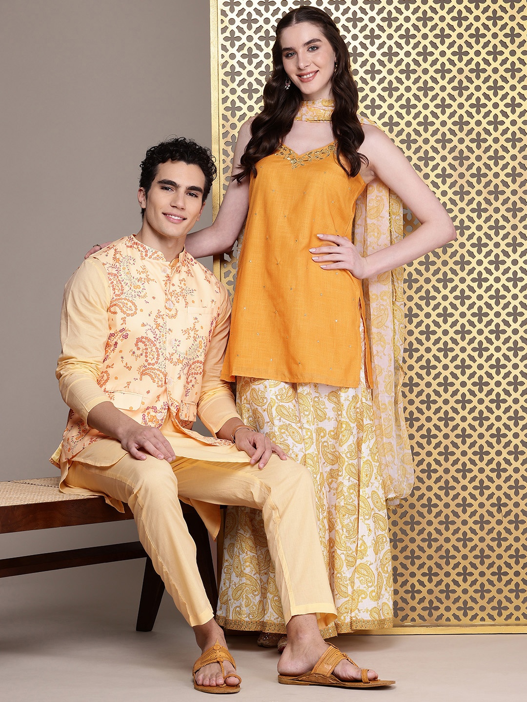 

House of Pataudi Women Ethnic Motifs Regular Jashn Kurti With Palazzos & Dupatta, Mustard