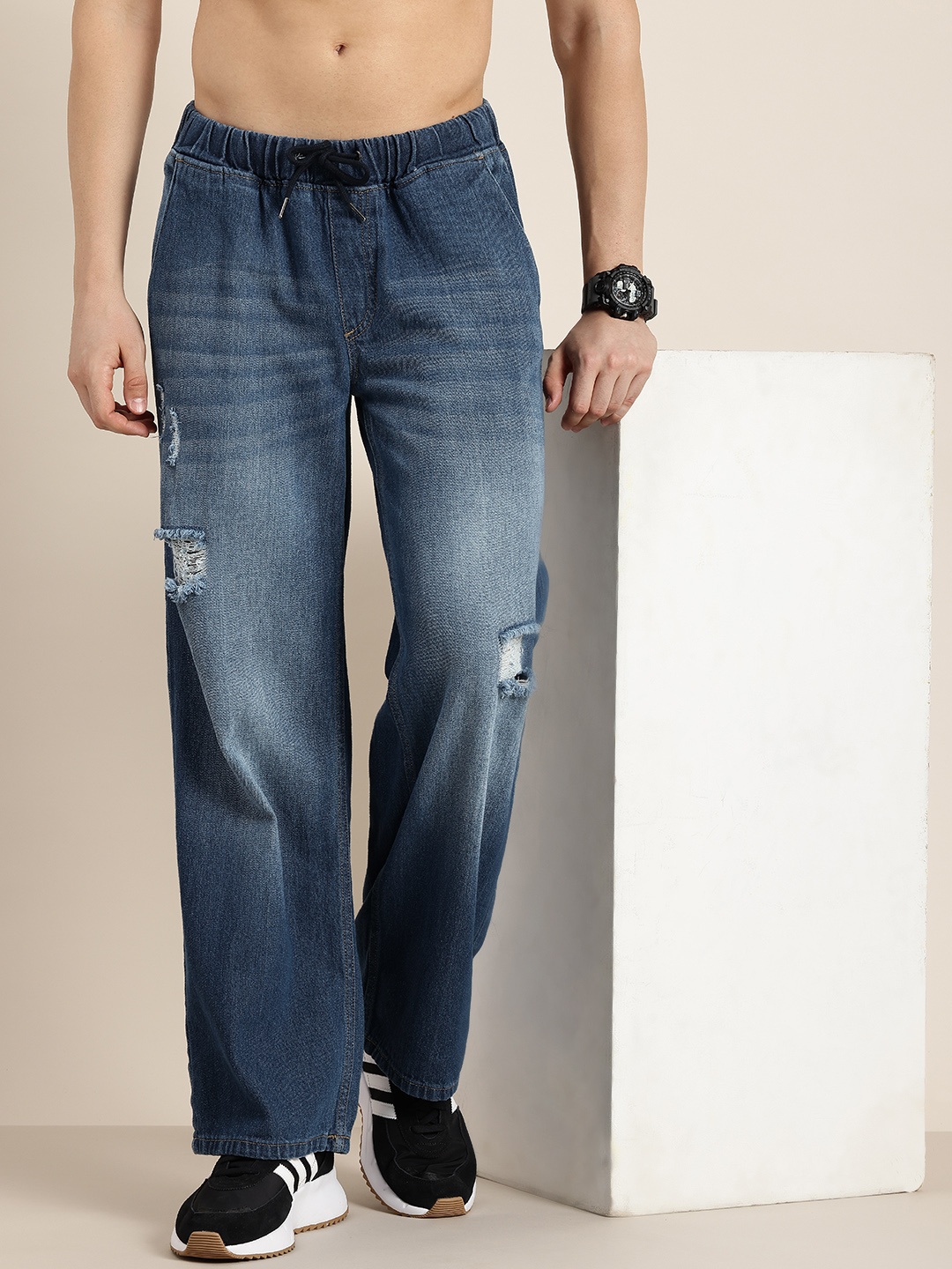 

HERE&NOW Men Pure Cotton Baggy Fit Low Distress Light Fade Jeans, Blue