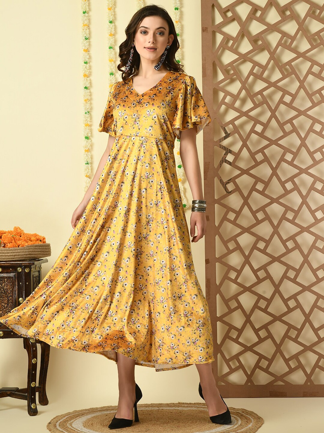 

KALINI Floral Printed V-Neck Flared Sleeve Velvet A-Line Dress, Yellow