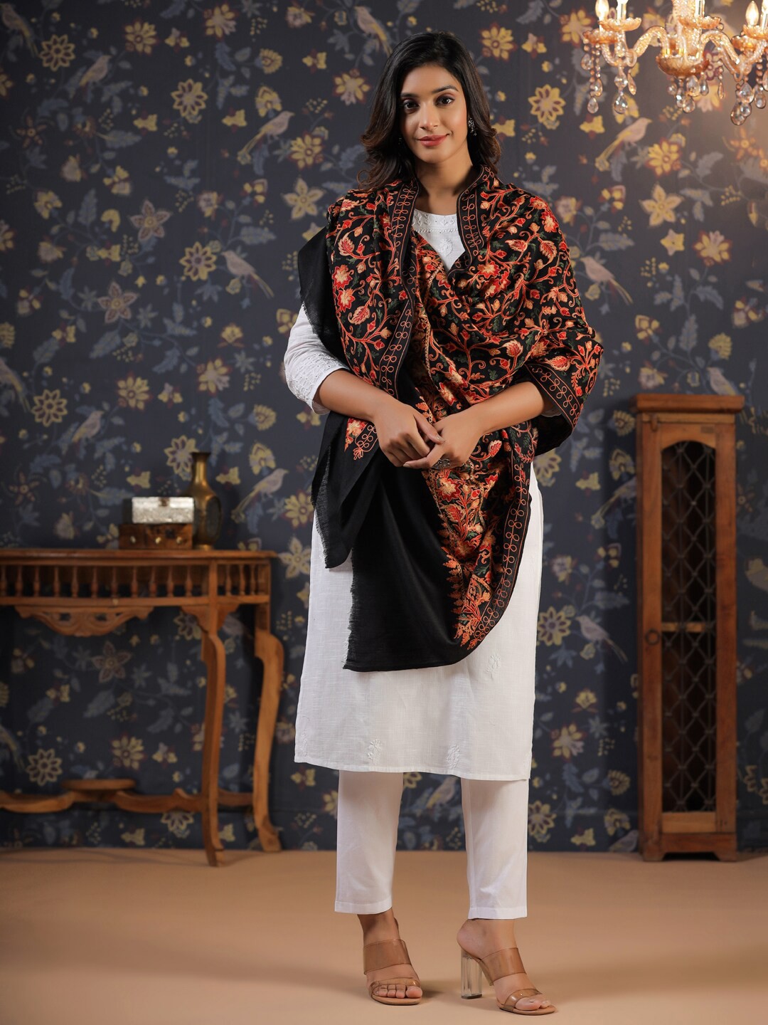 

House of Pataudi Black Floral Embroidered Wool & Acrylic Shawl