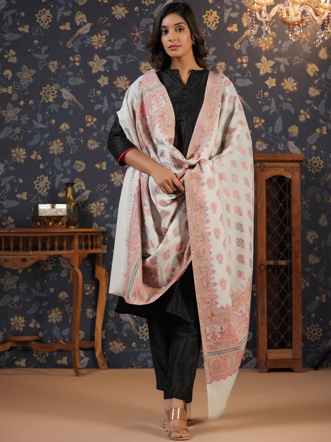 

House of Pataudi White Floral Woven-Design Woolen Shawl