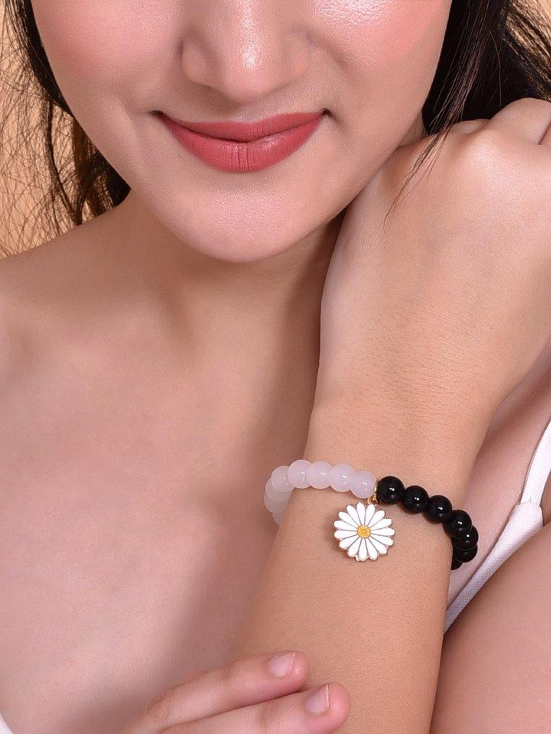 

VOJ Women Beaded Elasticated Bracelet, Black