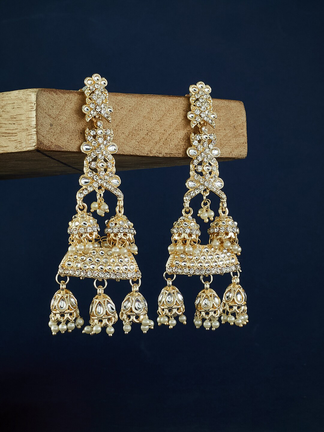 

ATIBELLE Gold-Plated Kundan-Studded & Beaded Jhumkas