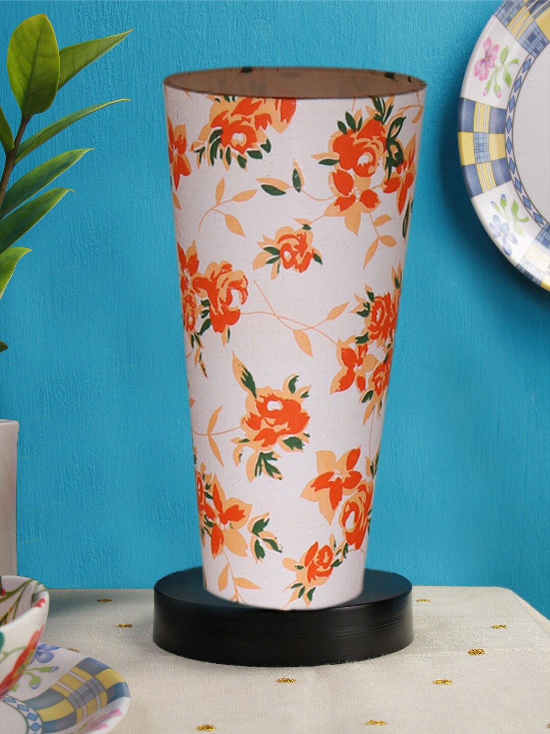 

Devansh Yellow & White Printed Wooden Cylinder Shaped Table Lamp