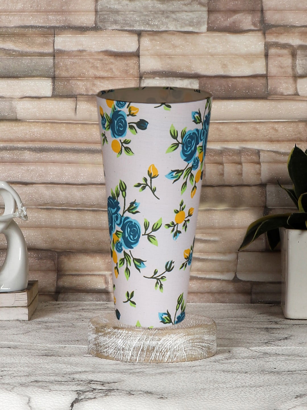 Devansh White & Blue Cotton Cylinder Table Lamps With Brown Round Wood Base