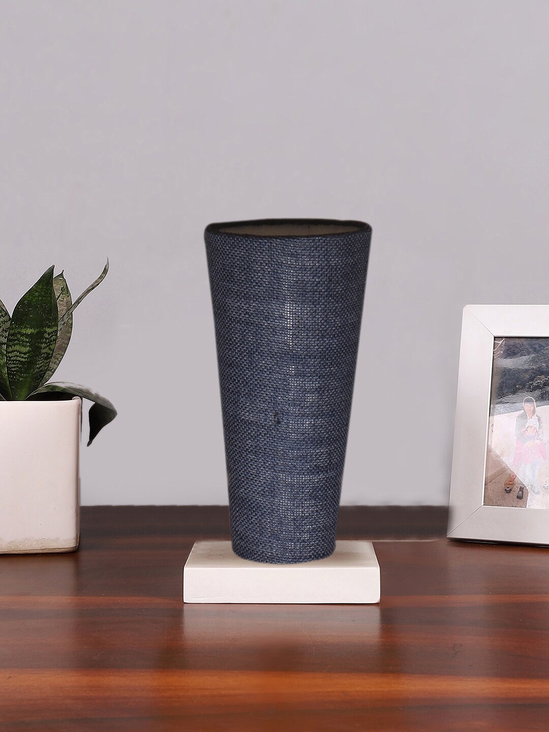 

Devansh Blue Jute Cylinder Table Lamps With Brown Square Wood Base