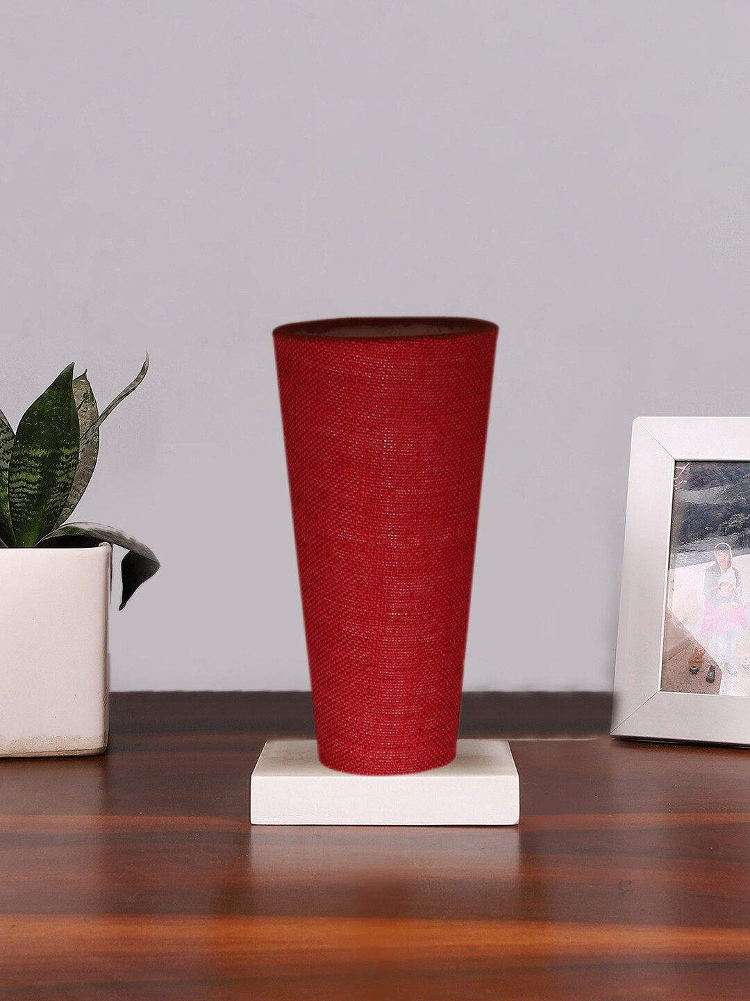 

Devansh Maroon & White Solid Wooden Table Lamps