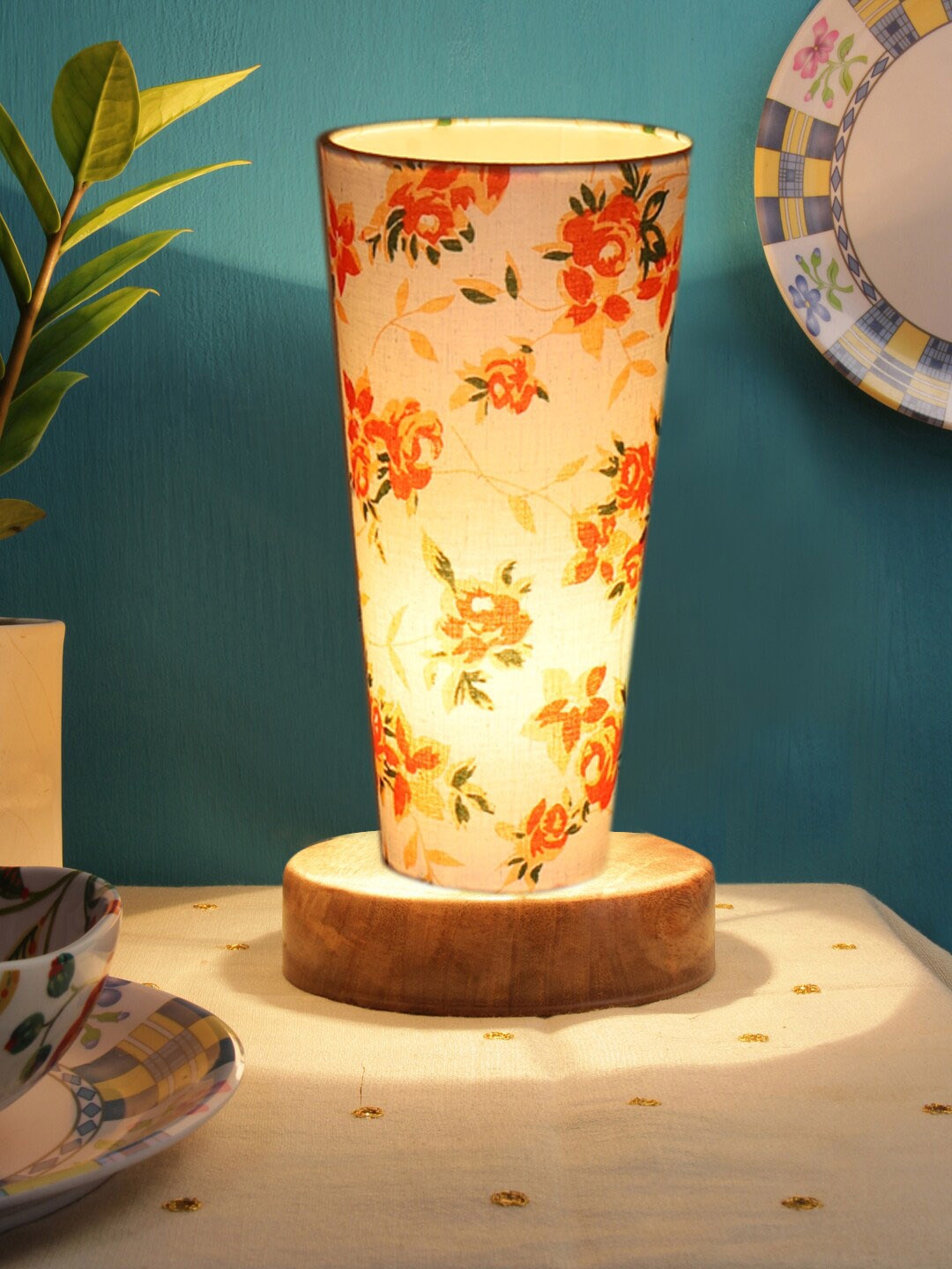 

Devansh White Cotton Cylinder Table Lamps With Brown Round Wood Base