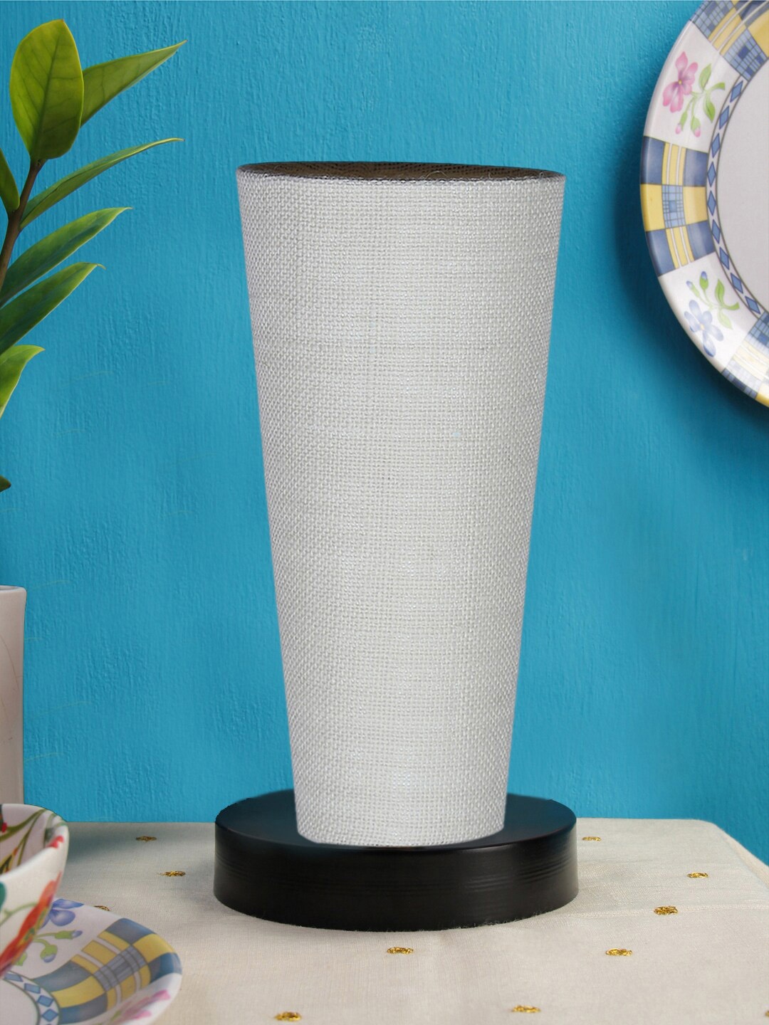 

Devansh White Jute Cylinder Table Lamps With Black Round Wood Base