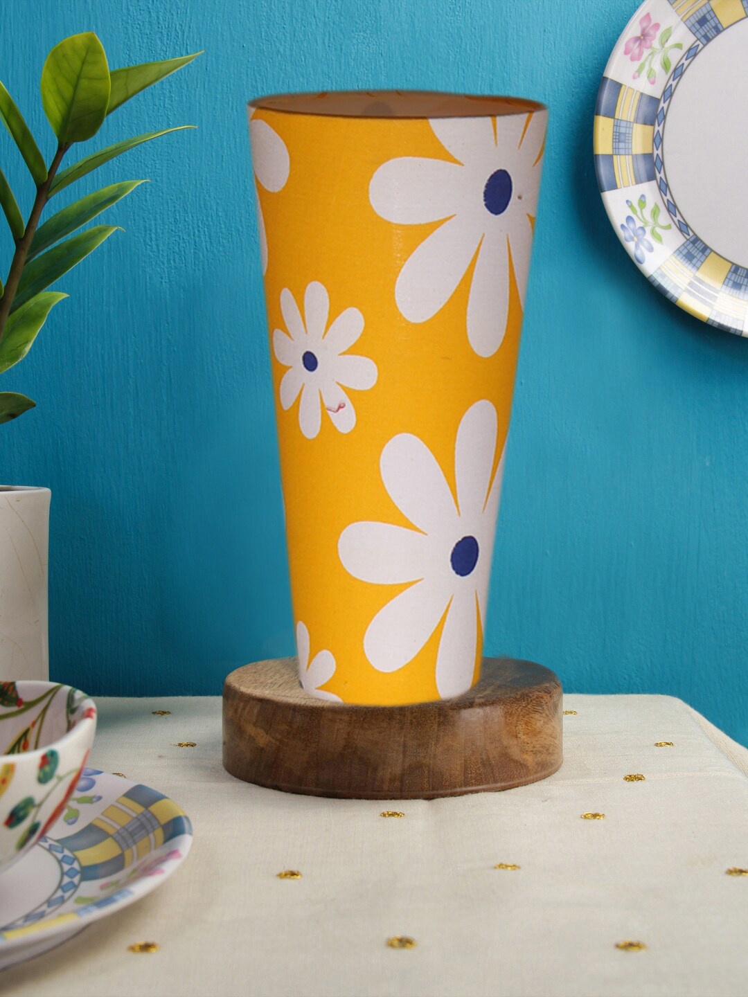 

Devansh Yellow & White Cotton Cylinder Table Lamps With Brown Round Wood Base