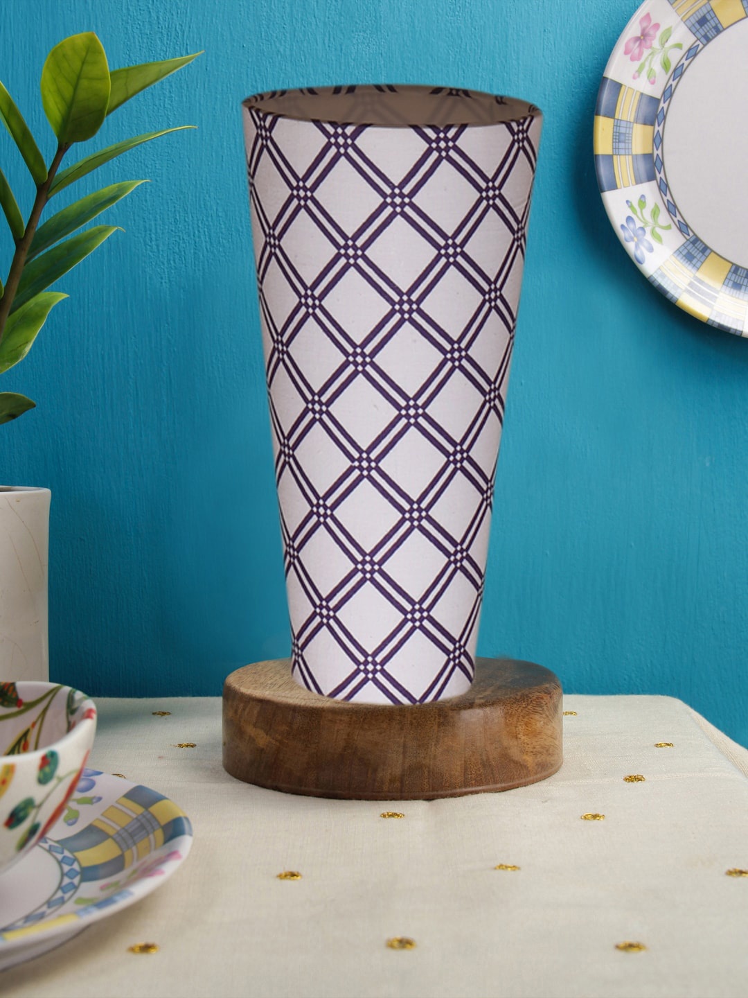 

Devansh White Cotton Cylinder Table Lamps With Brown Round Wood Base