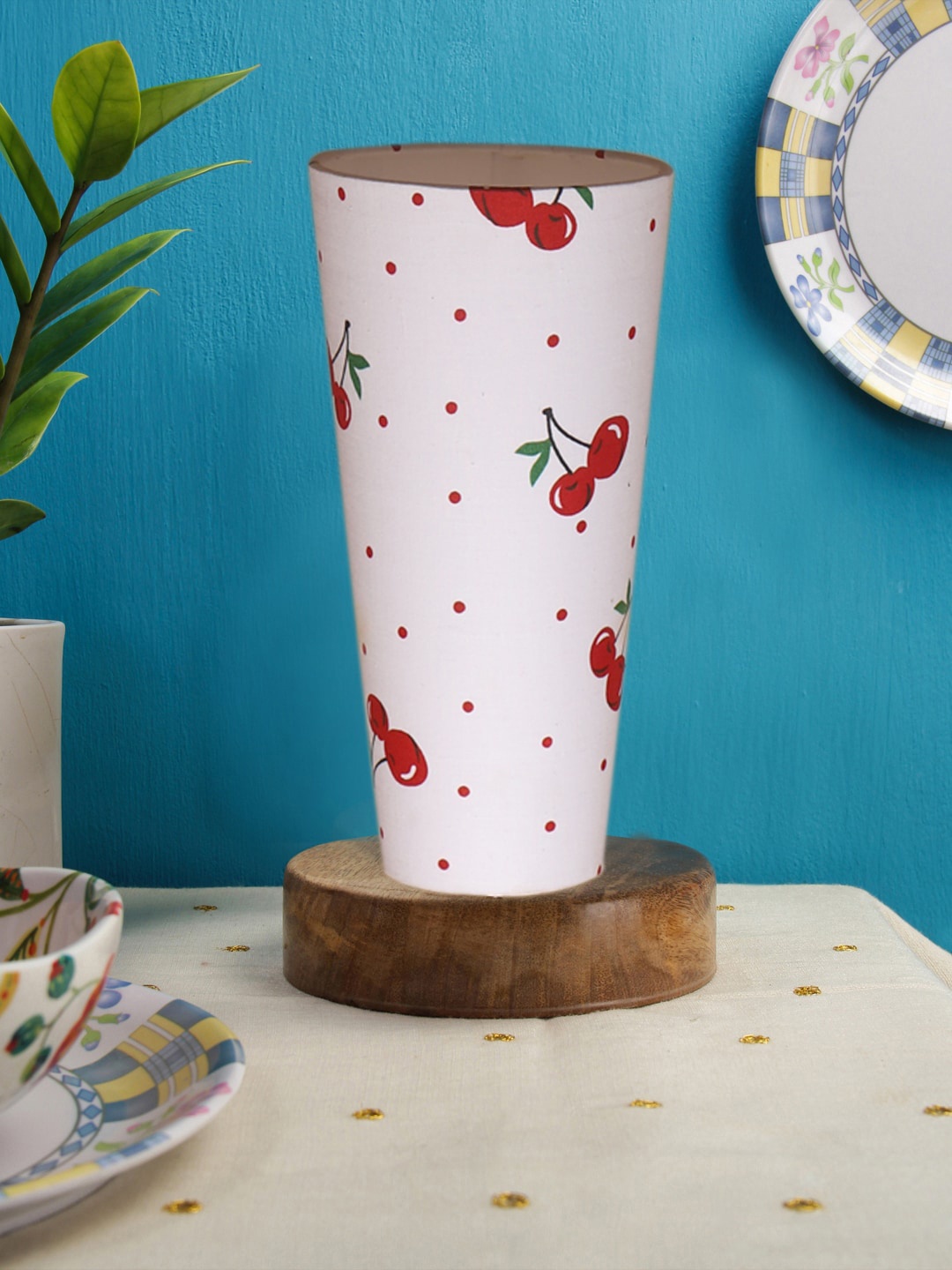 

Devansh White & Red Cotton Cylinder Table Lamps With Brown Round Wood Base