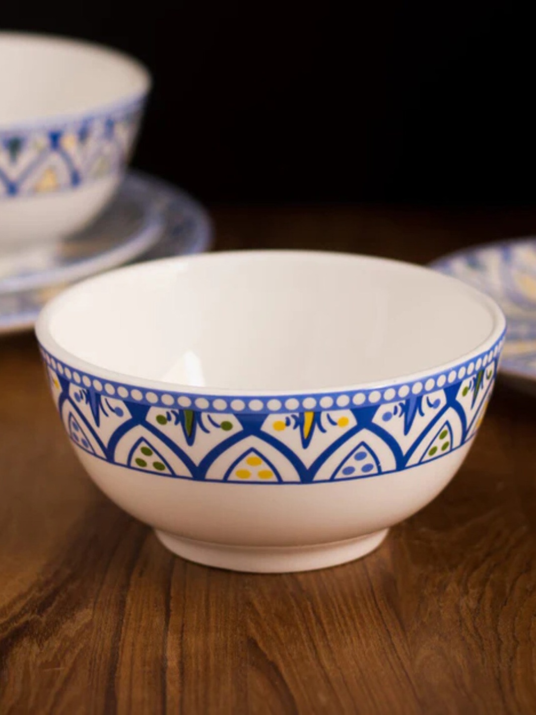 

THEDECORKART White & Blue Printed Serving Bowl