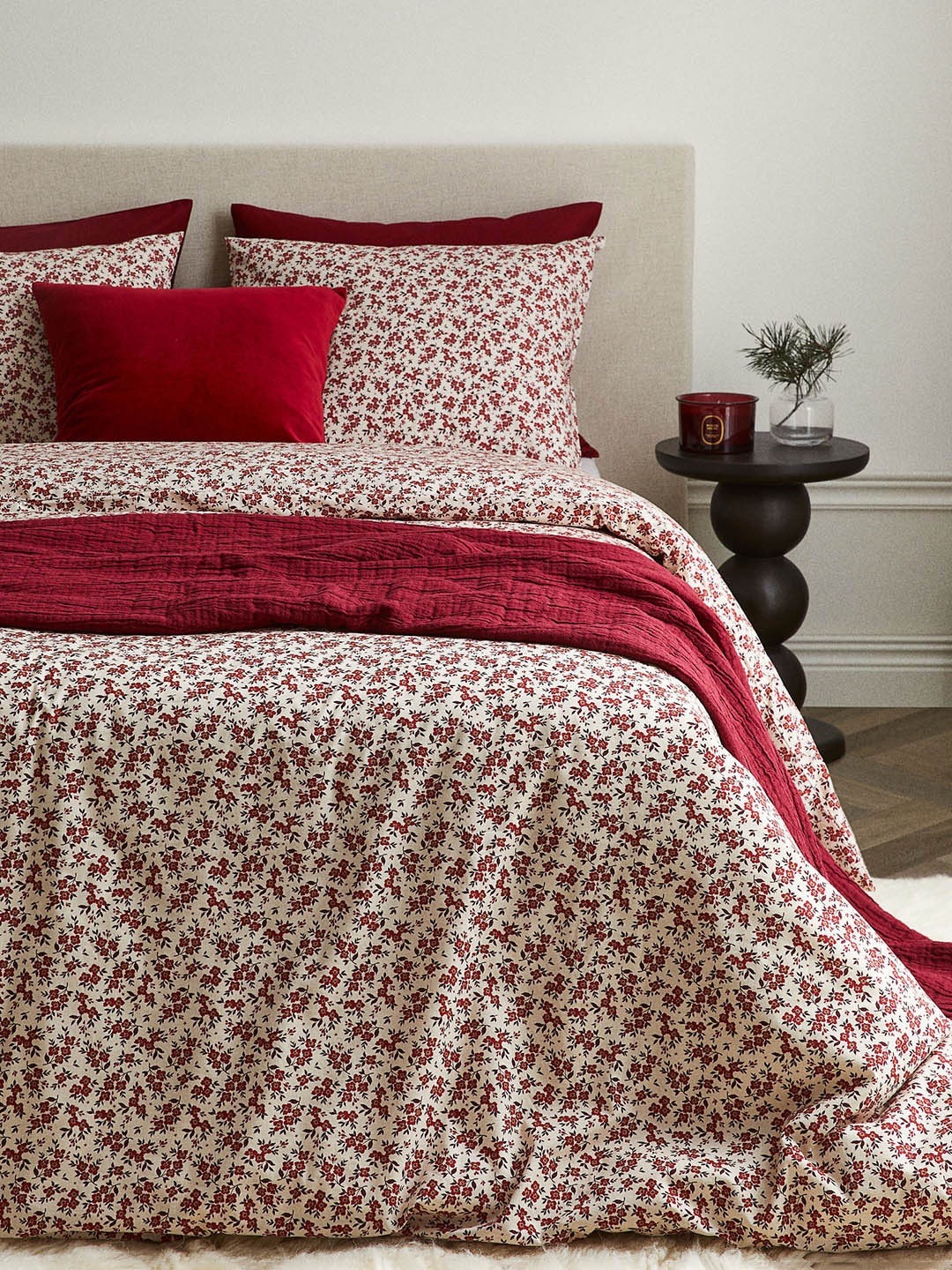 

H&M Red & White Cotton Single Duvet Cover Set