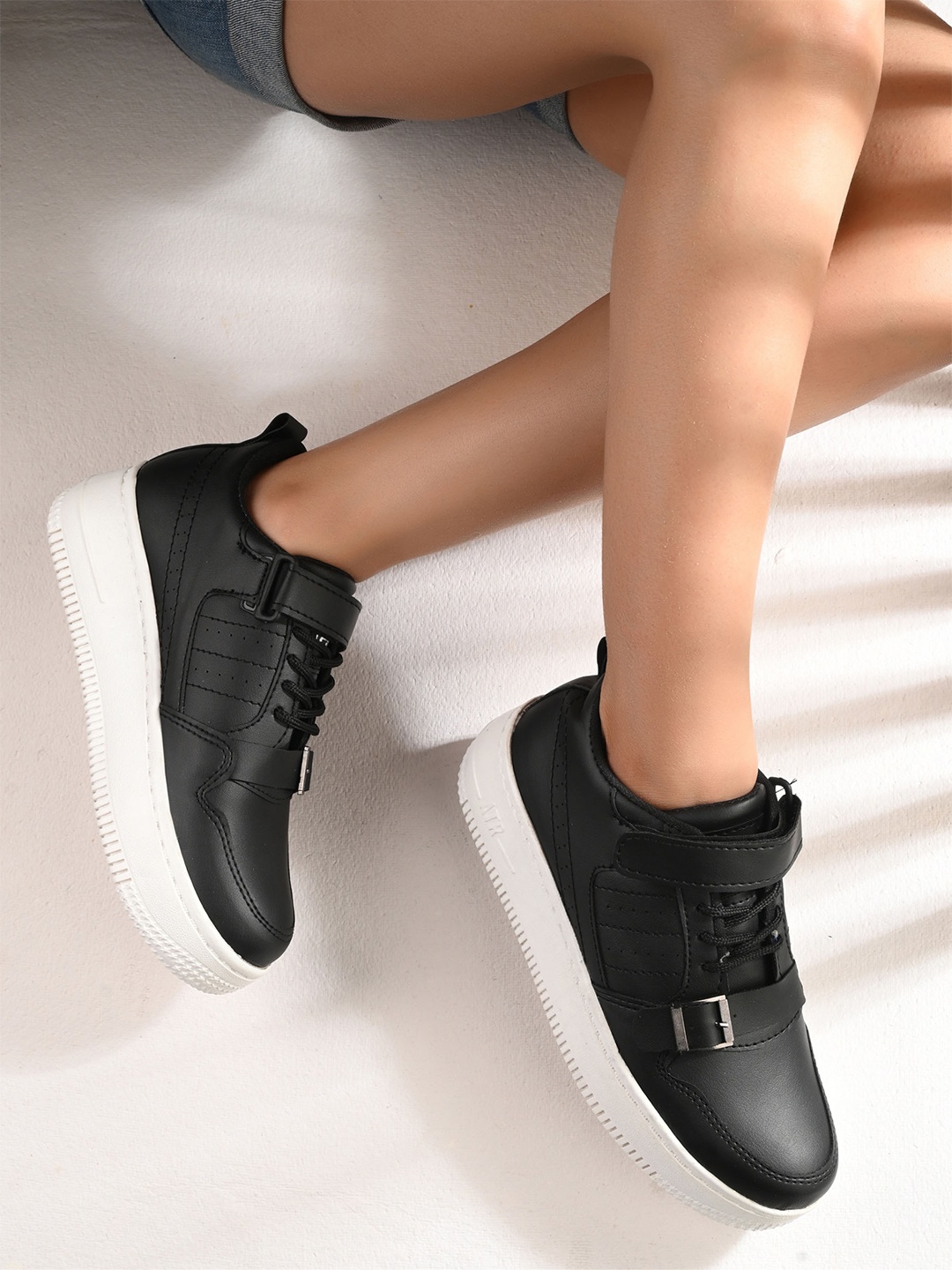 

AfroJack Women Perforations Flatforms Sneakers With Buckle Detail, Black