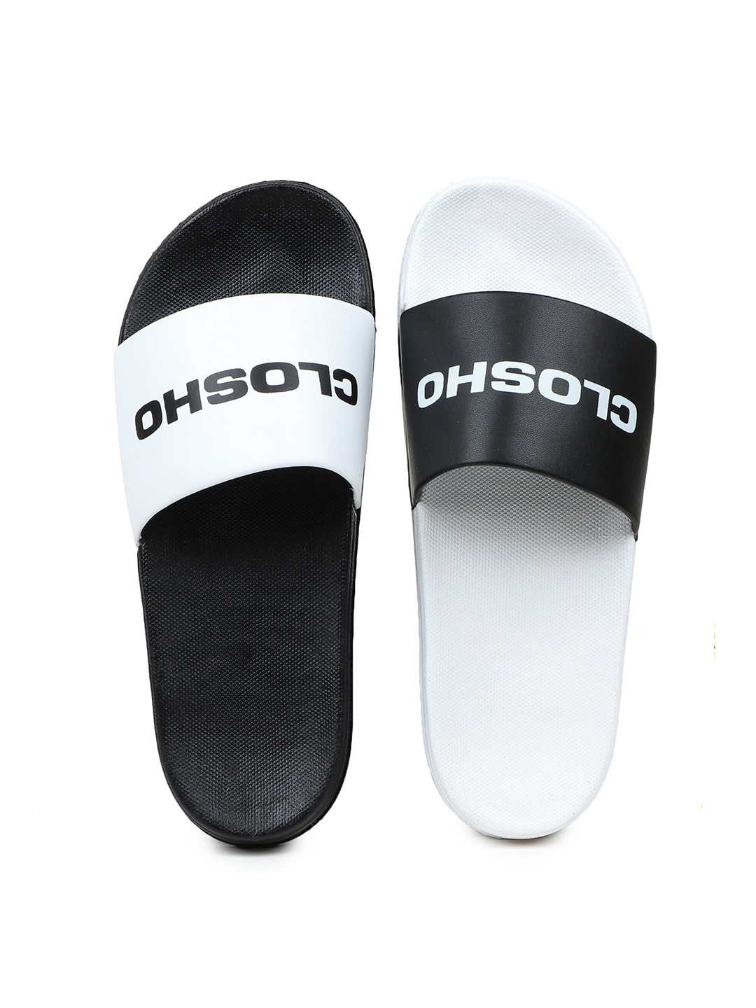 

CLOSHO Men Printed Sliders, Black