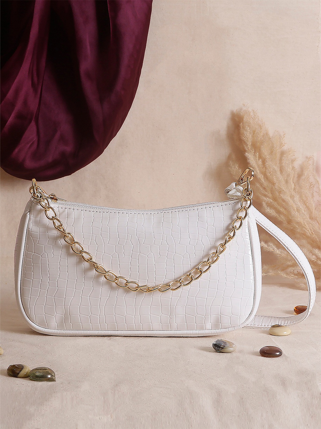 

Swisni Textured Purse Clutch, White