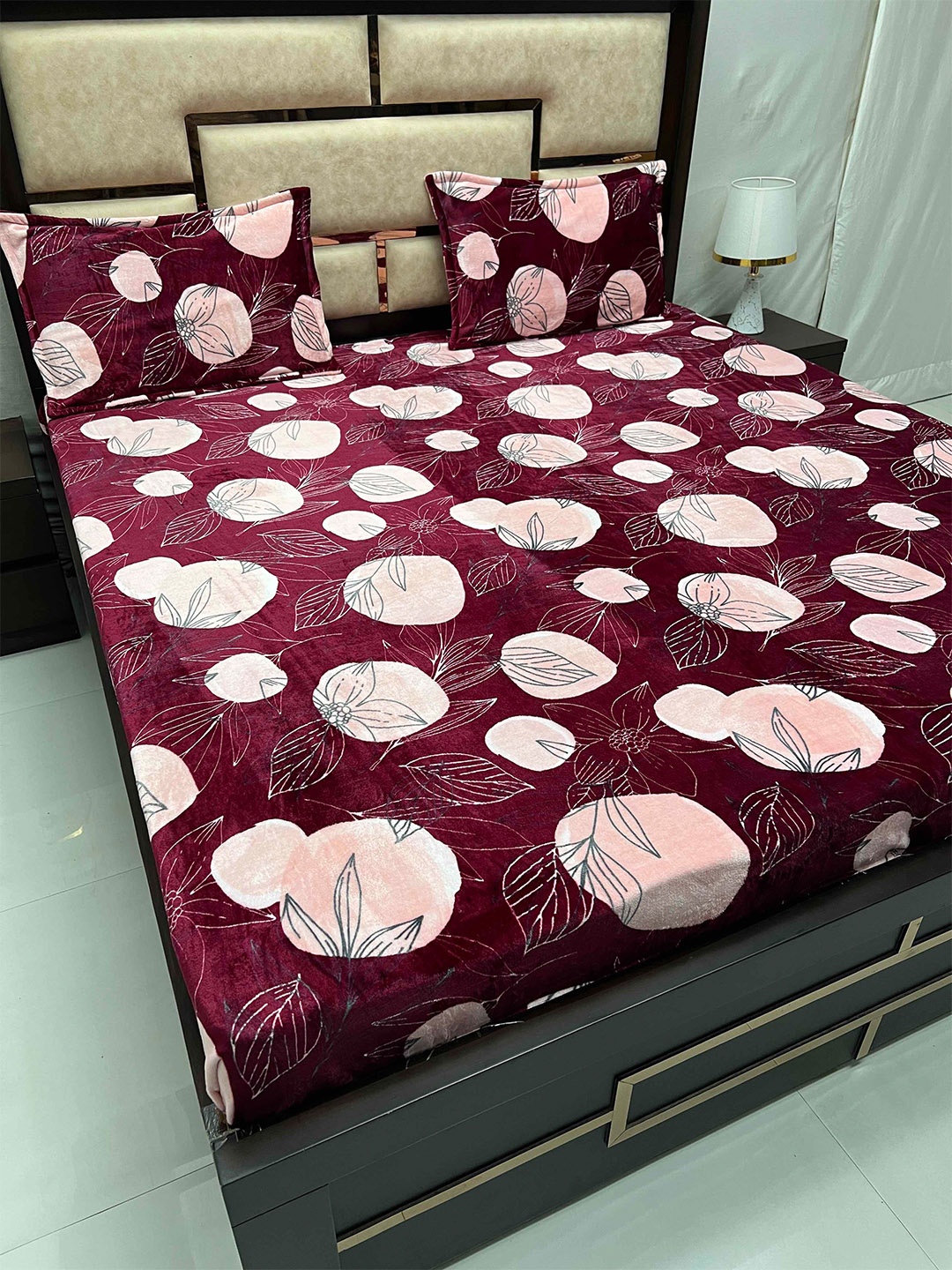 

Pure Decor Cozy Maroon Floral Microfiber 120 TC King Bedsheet with 2 Pillow Covers