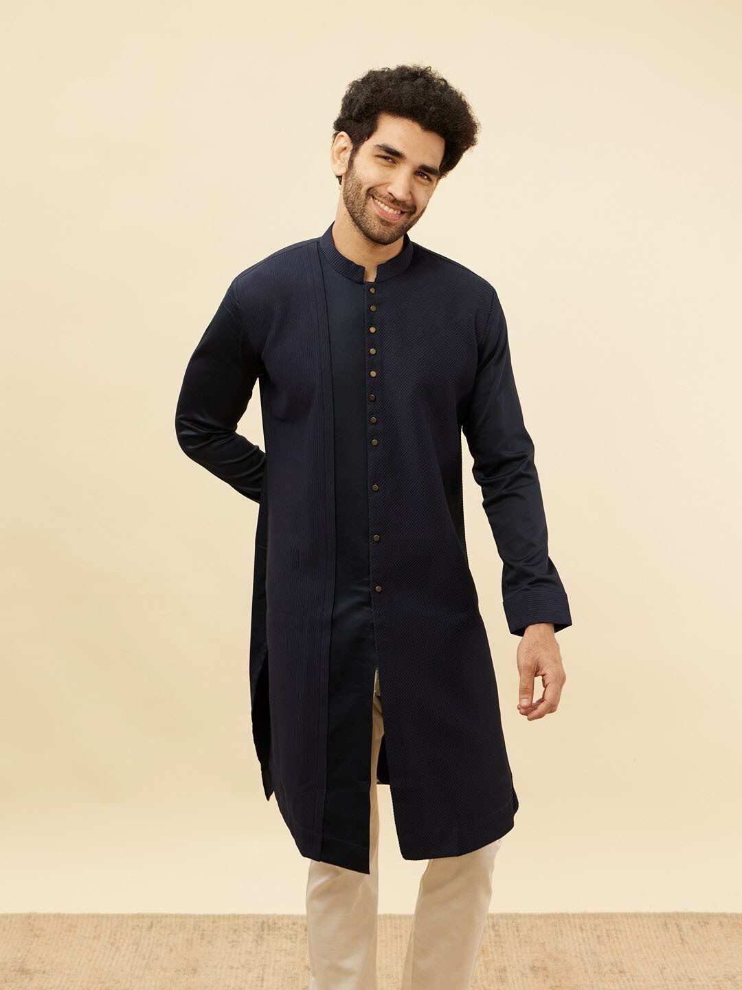 

Manyavar Striped Mandarin Collar Kurta, Blue