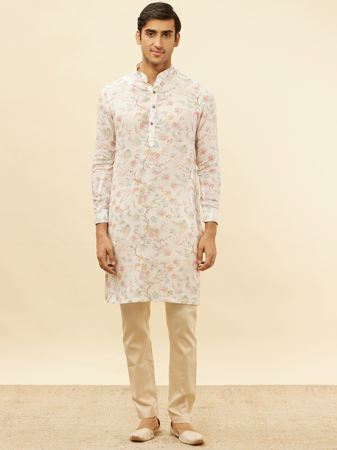 

Manyavar Floral Printed Mandarin Collar Kurta, Off white